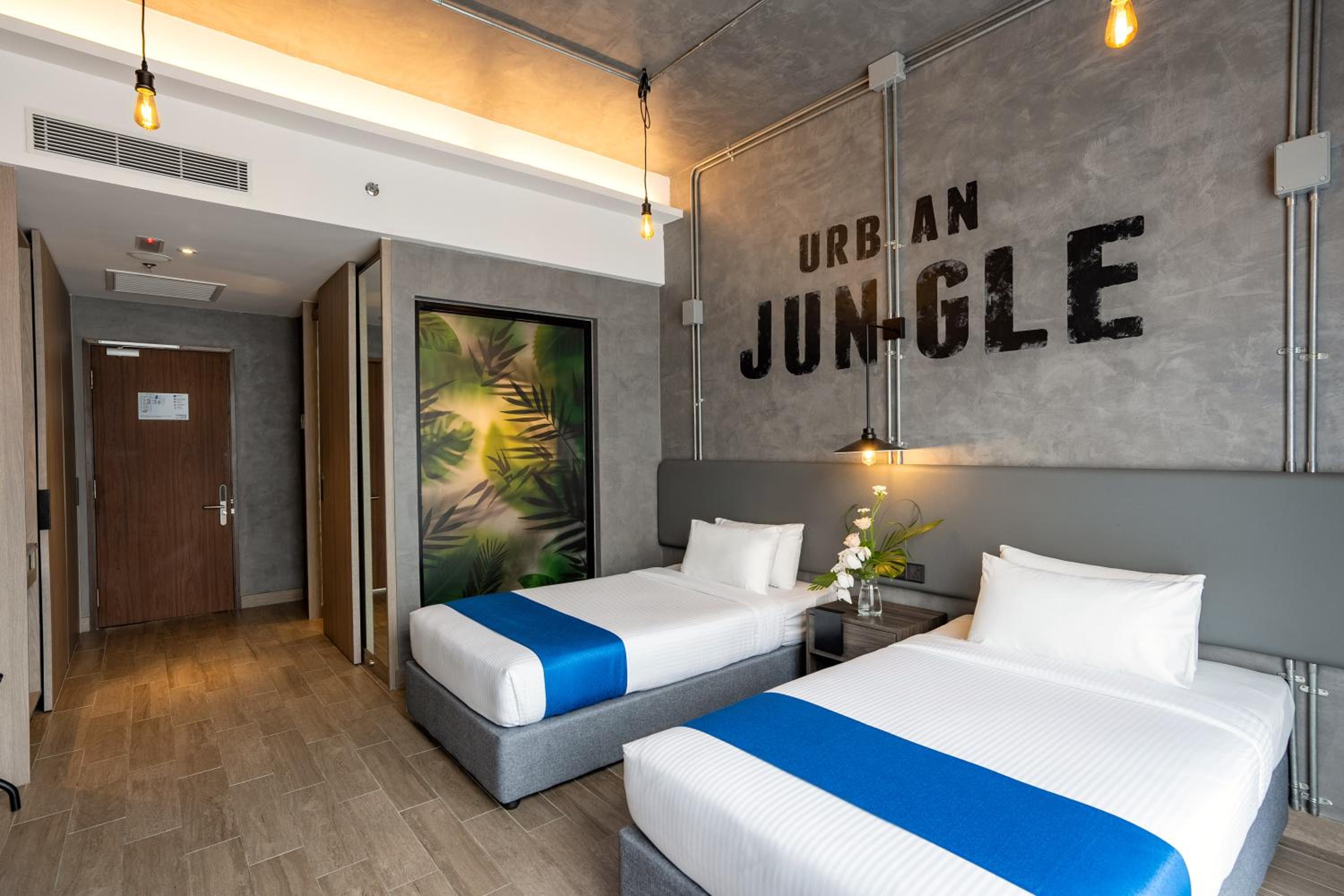 Deluxe Twin Room - Photo 3