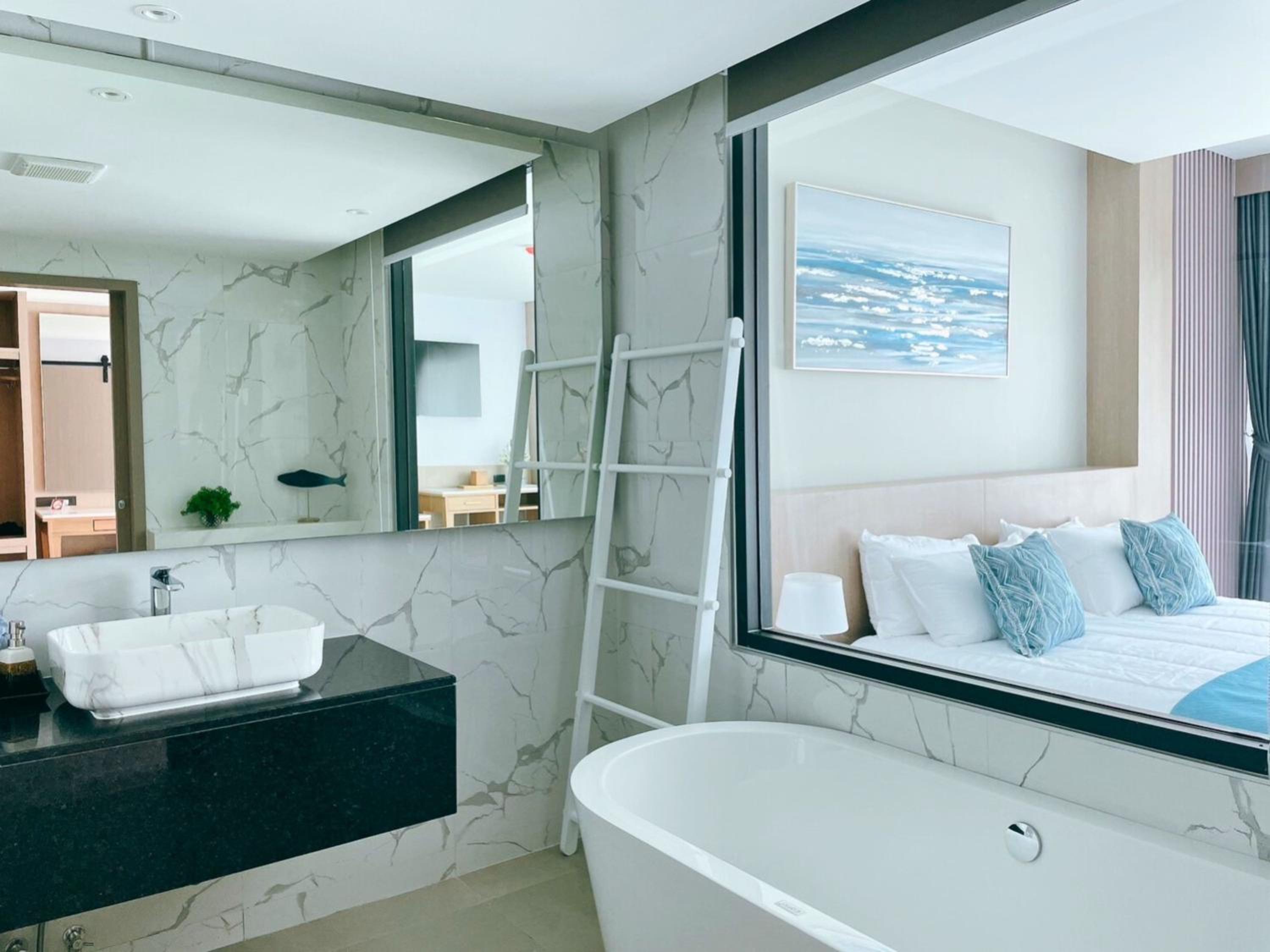 Deluxe Double or Twin Room with Garden View photo 1