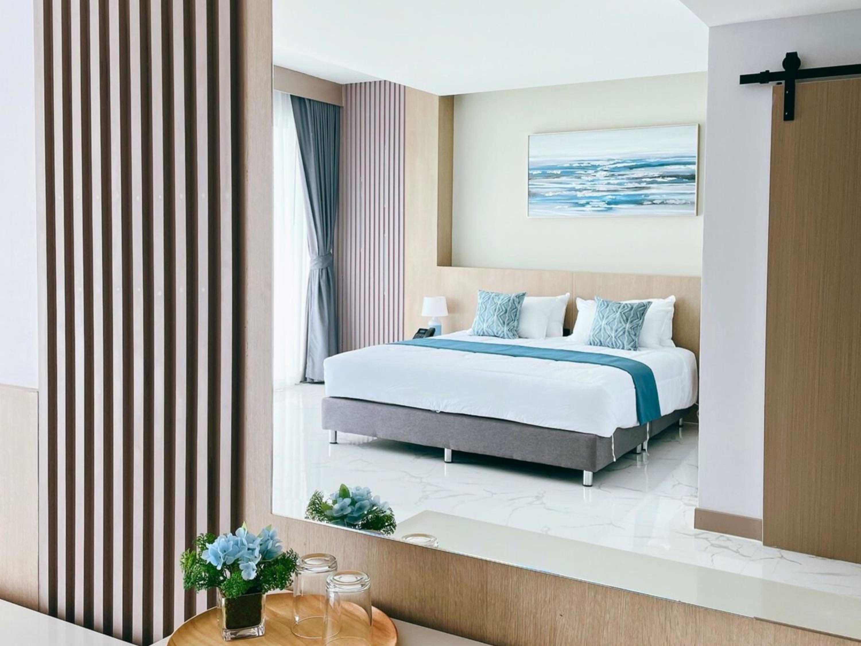 Deluxe Double or Twin Room with Garden View photo 2