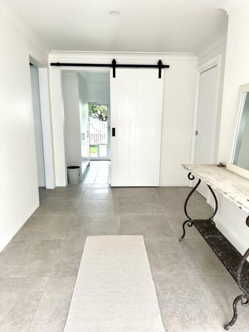 Four-Bedroom House photo 2