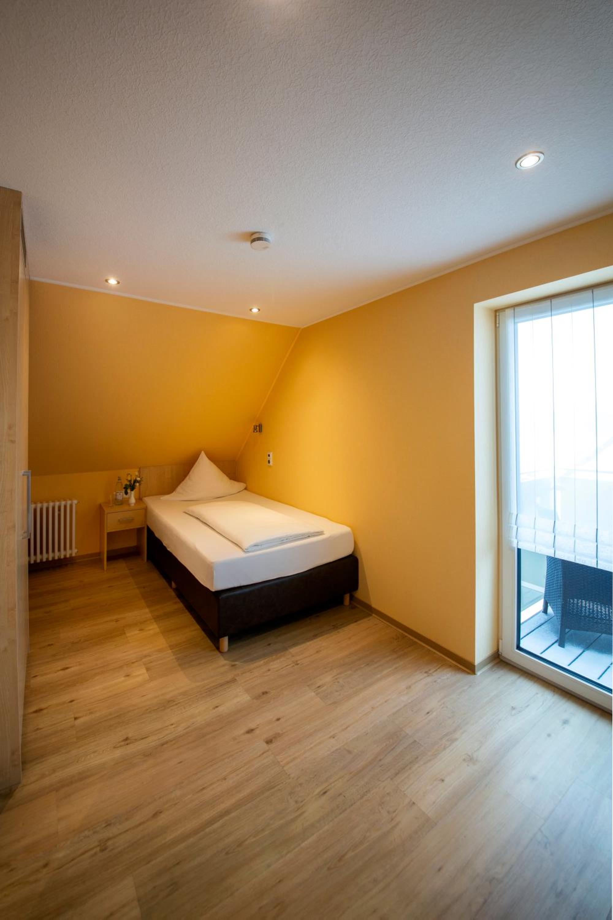 Comfort Single Room with Balcony photo 3