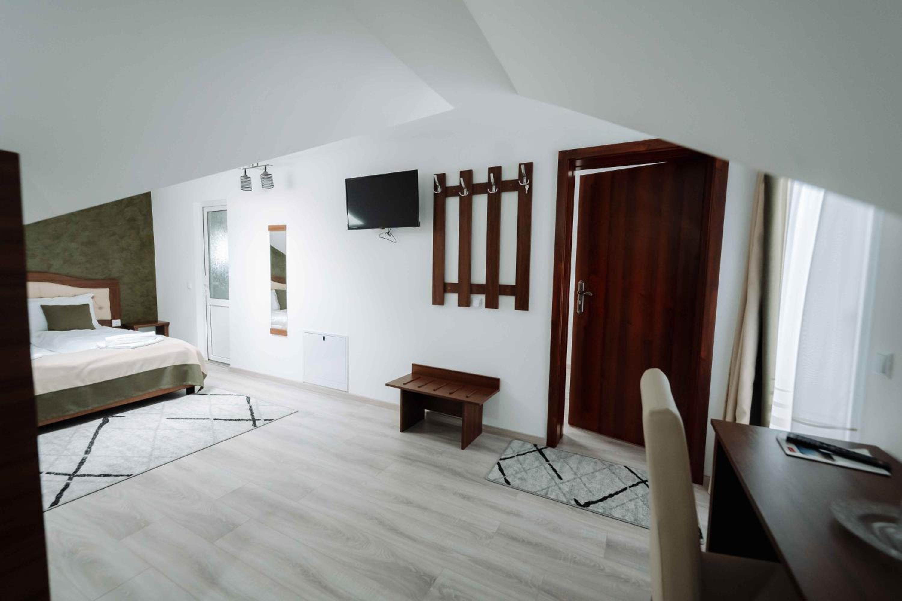 Quadruple Room with Mountain View