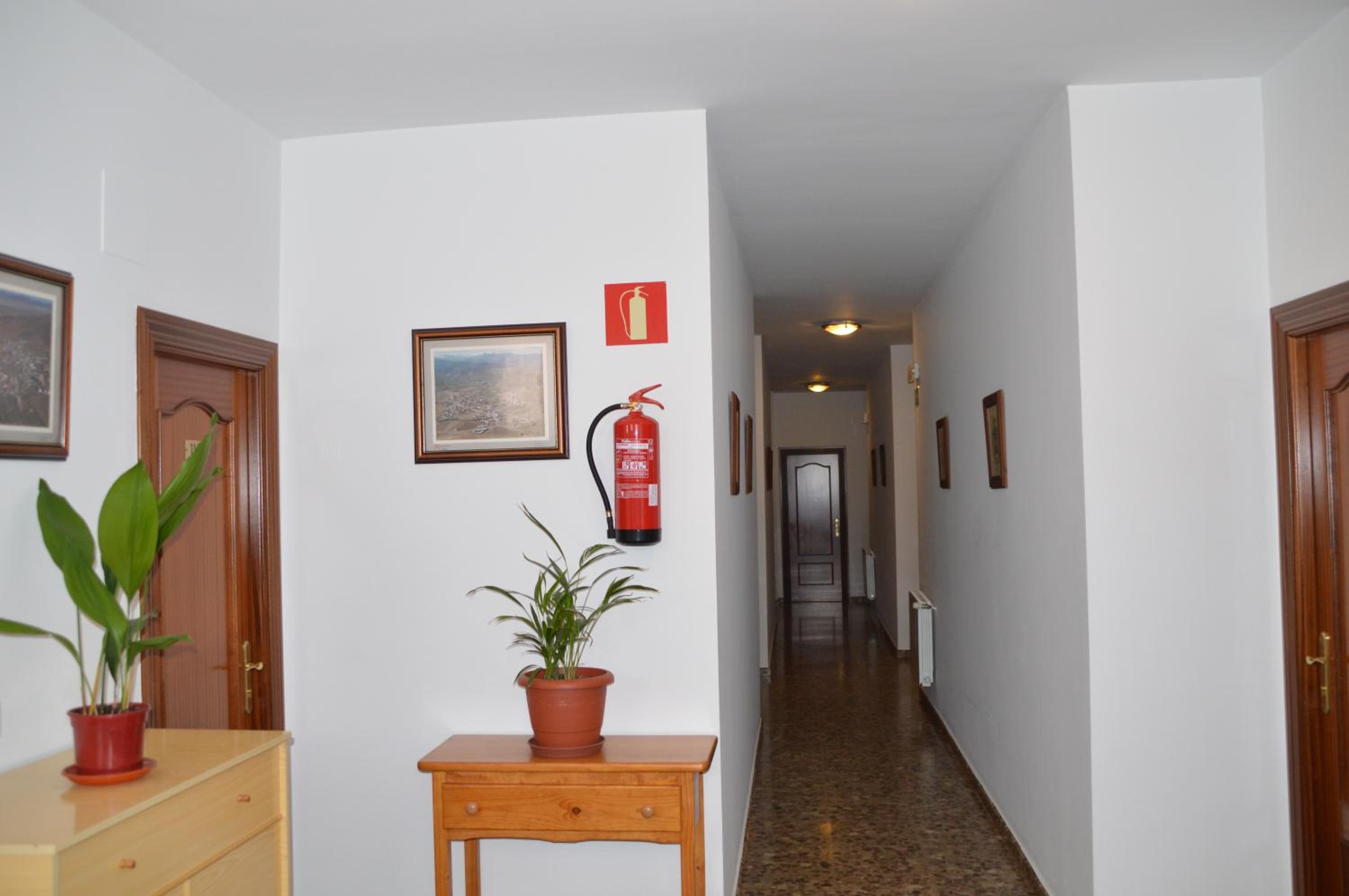 Twin Room with Terrace - Photo 7