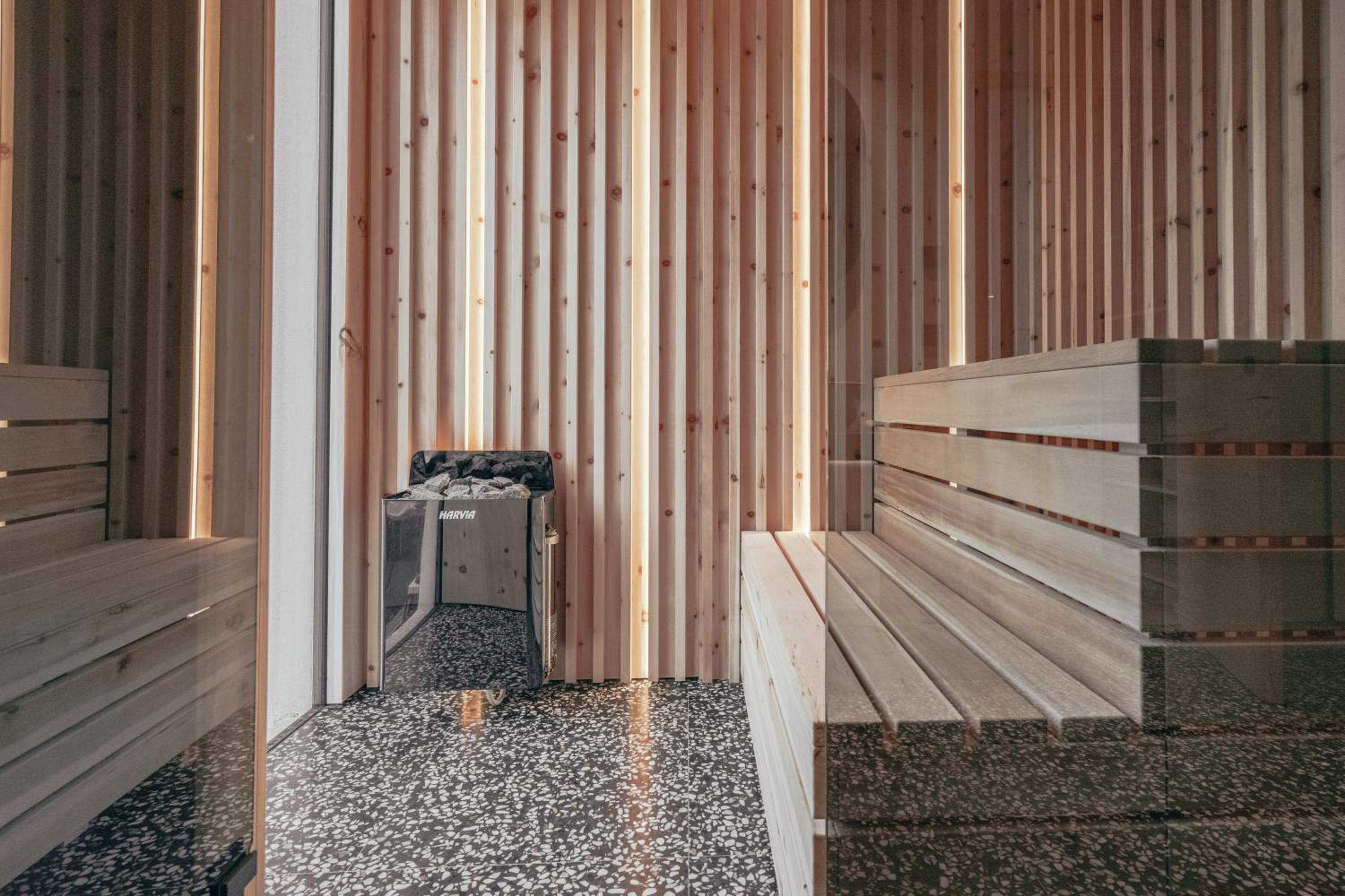 Suite with Sauna - Photo 5