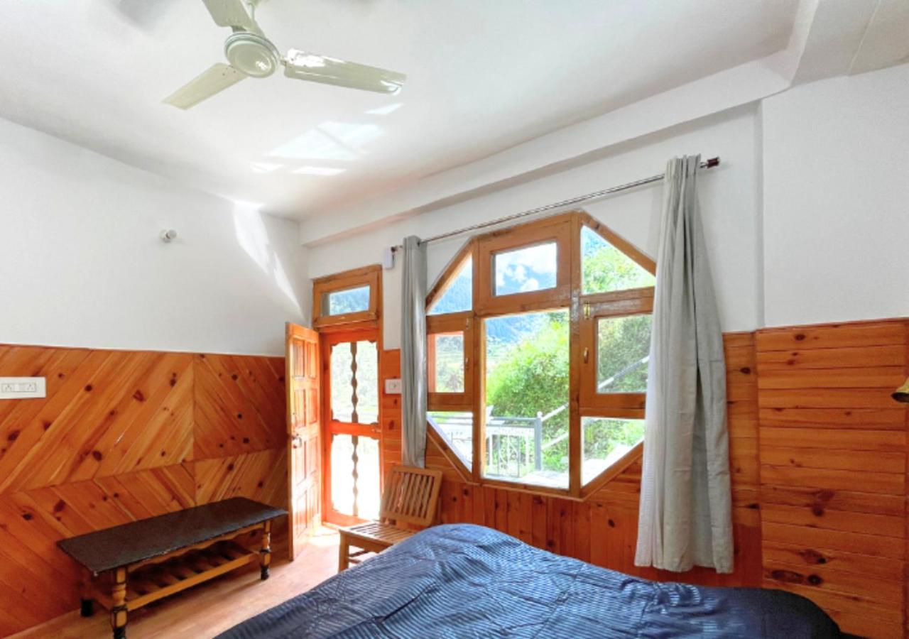 Standard Double Room - Photo 6