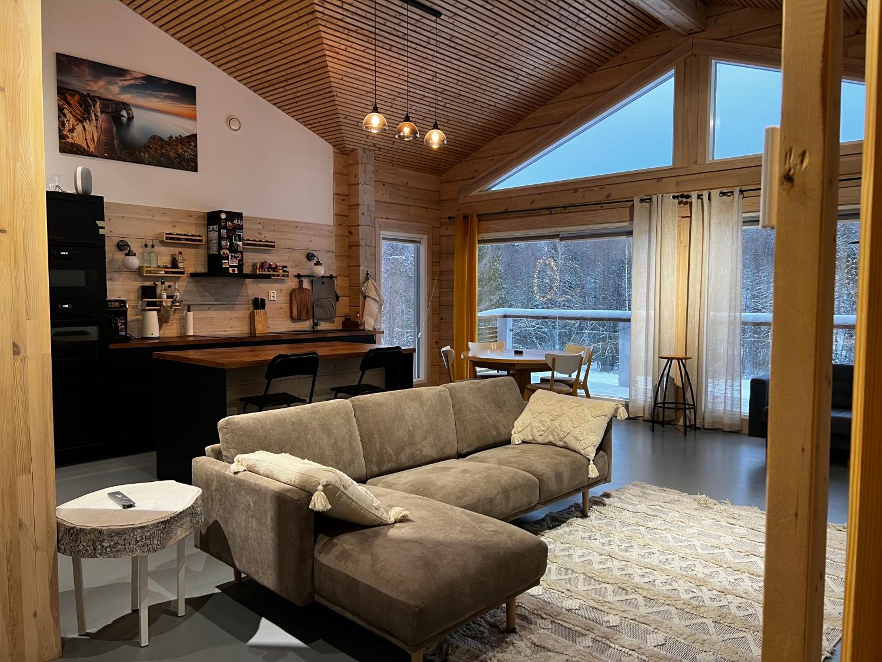Three-Bedroom Villa photo 1