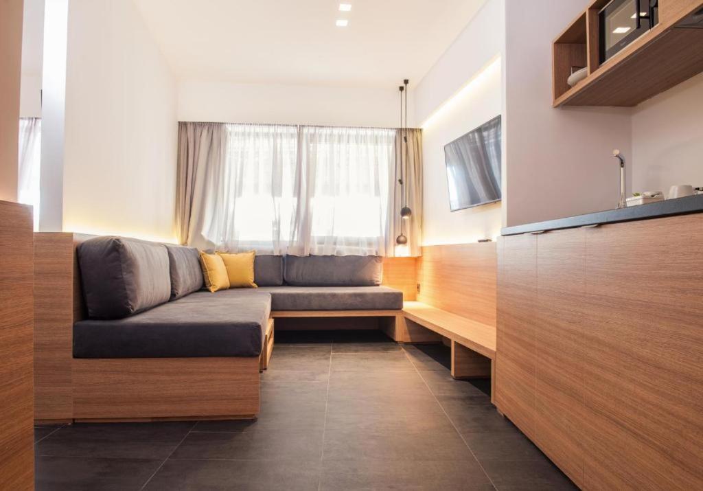 Executive Family Apartment photo 2