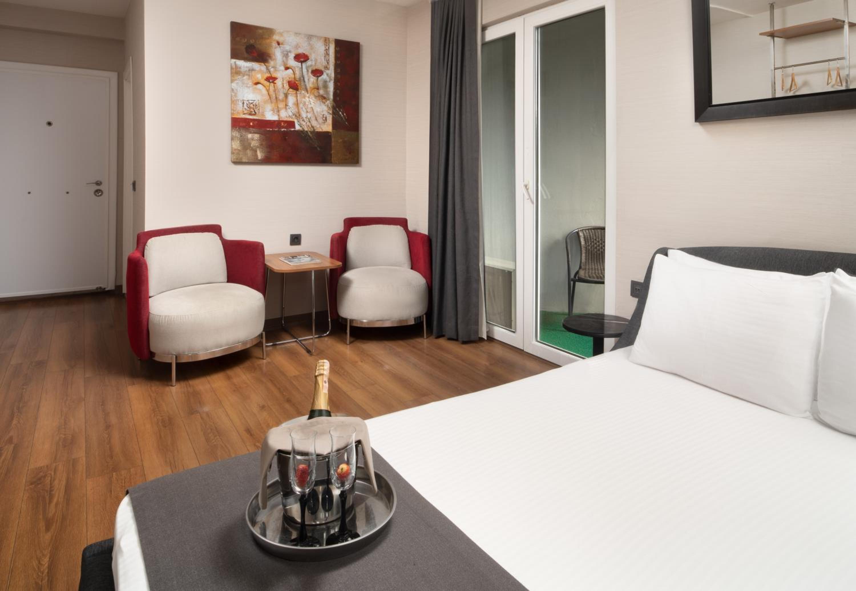 Double Room with Balcony photo 1