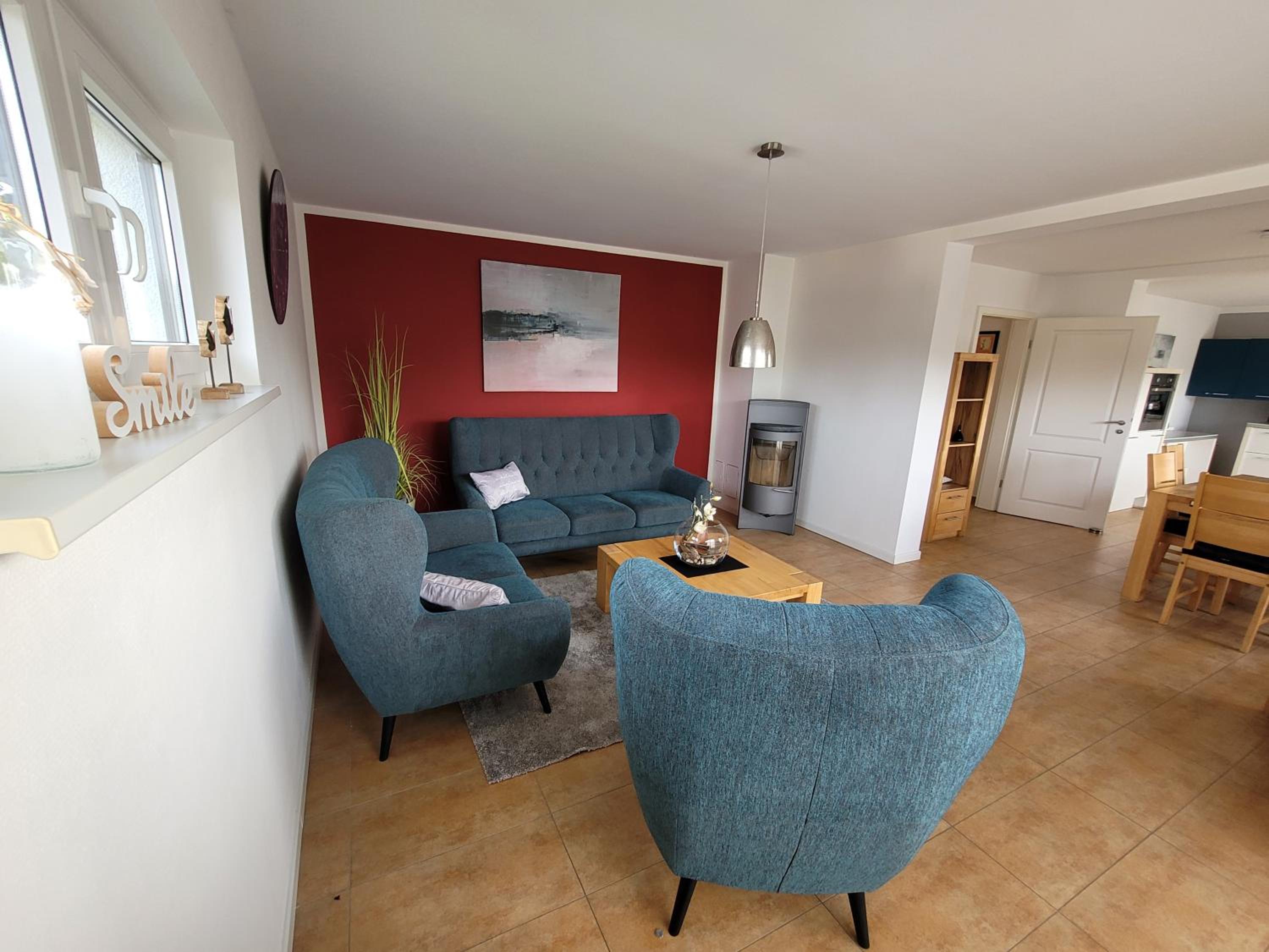 Three-Bedroom Apartment - Photo 1