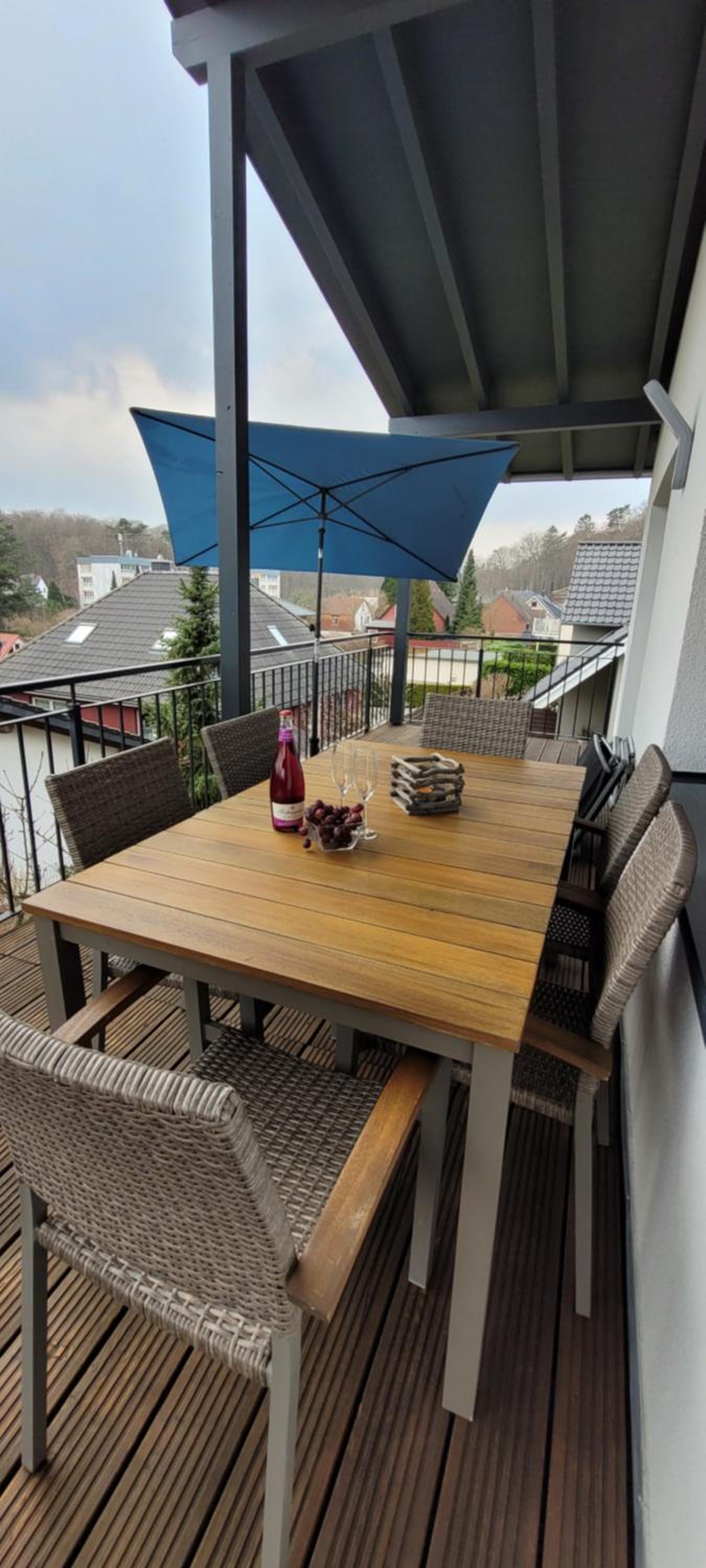 Three-Bedroom Apartment - Photo 11