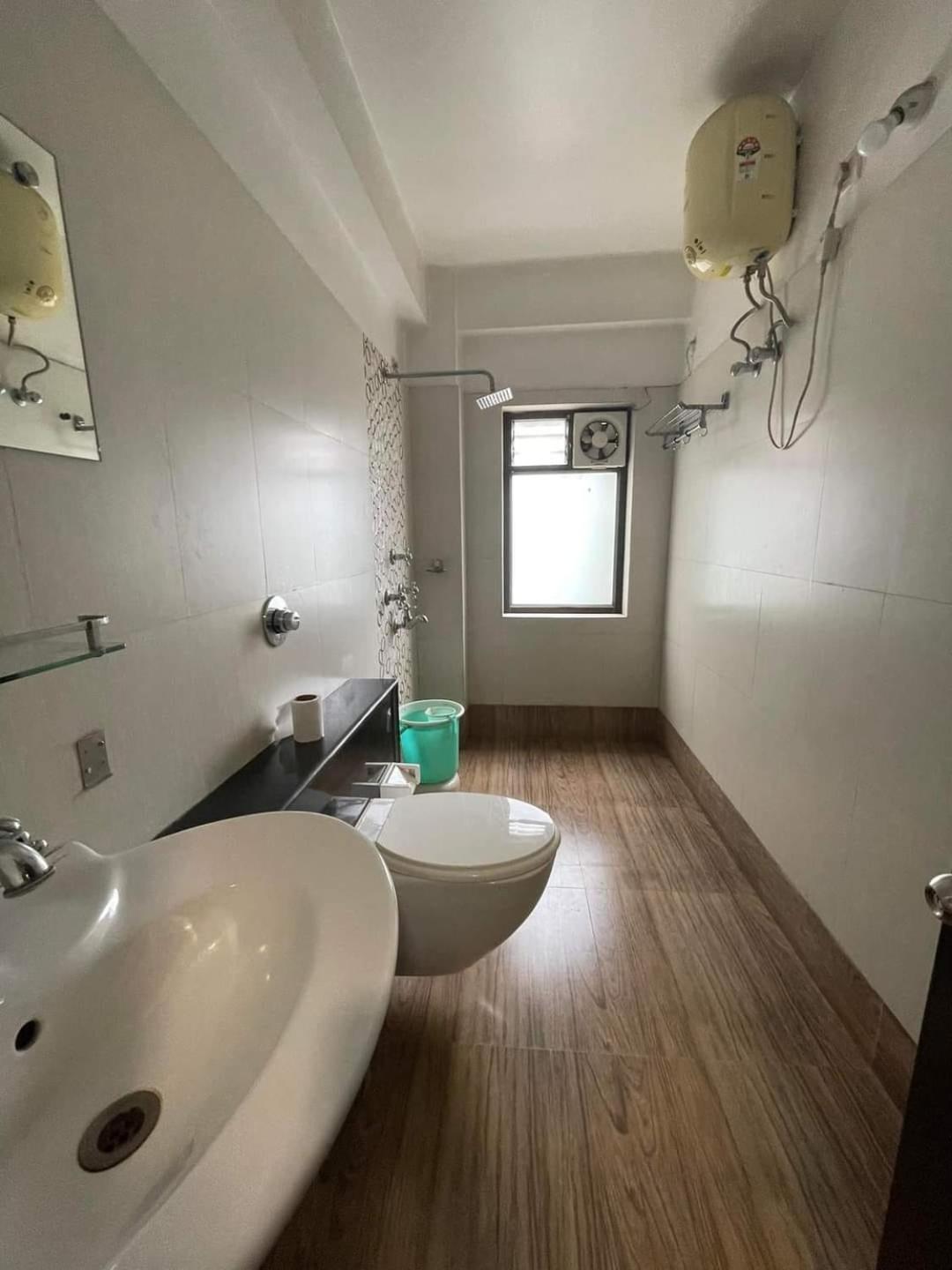 Double or Twin Room with Private Bathroom photo 2