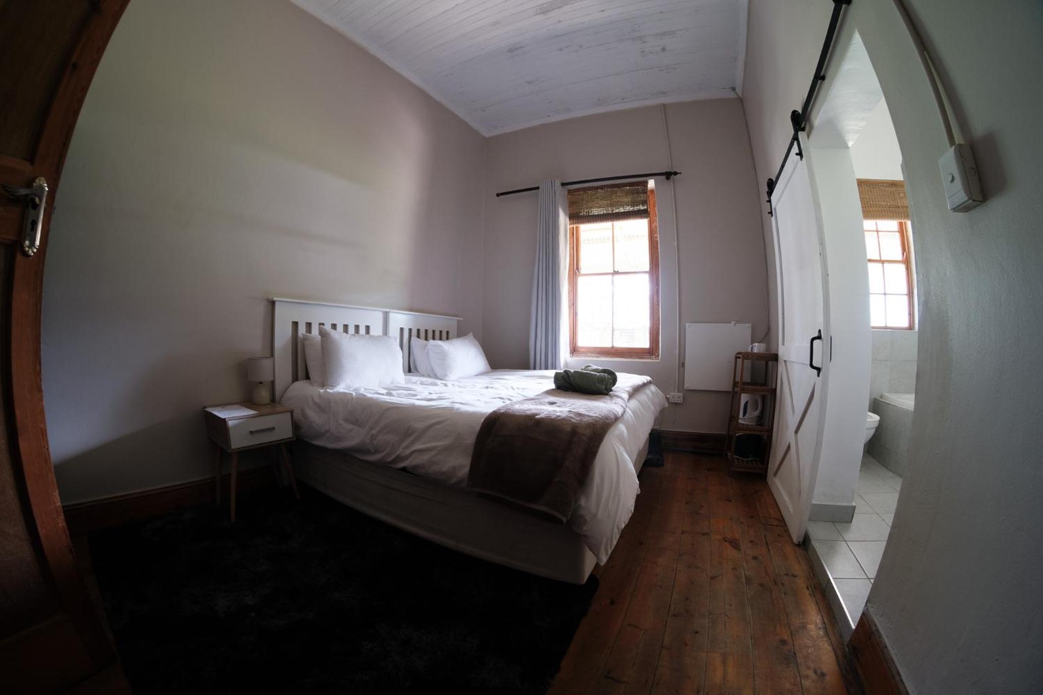 Double Room with Private Bathroom photo 2