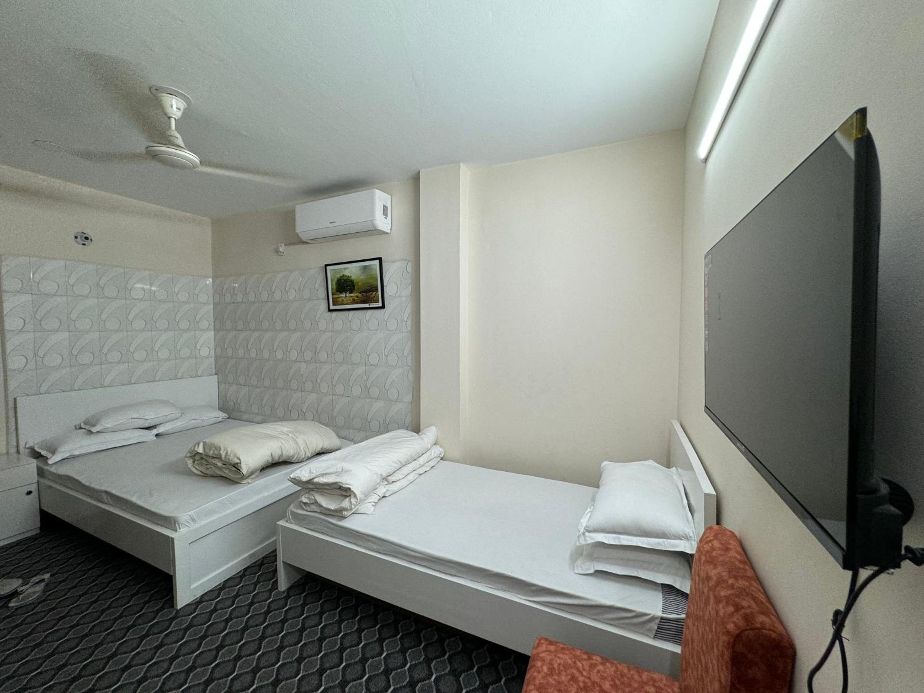 Standard Triple Room photo 2