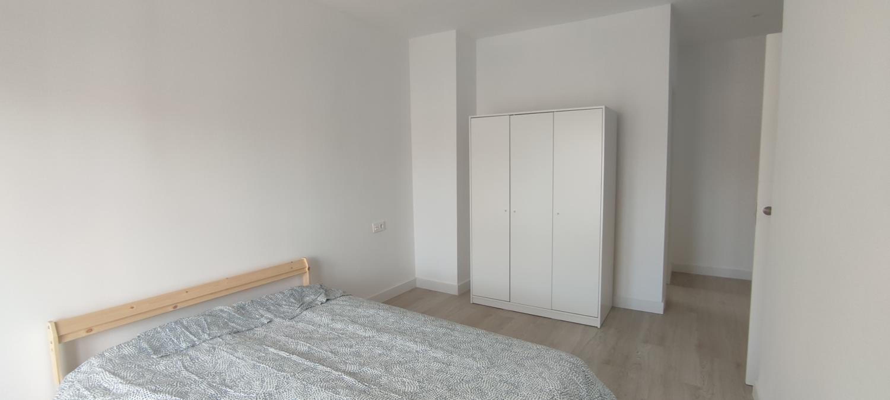 Casa de cuatro habitaciones