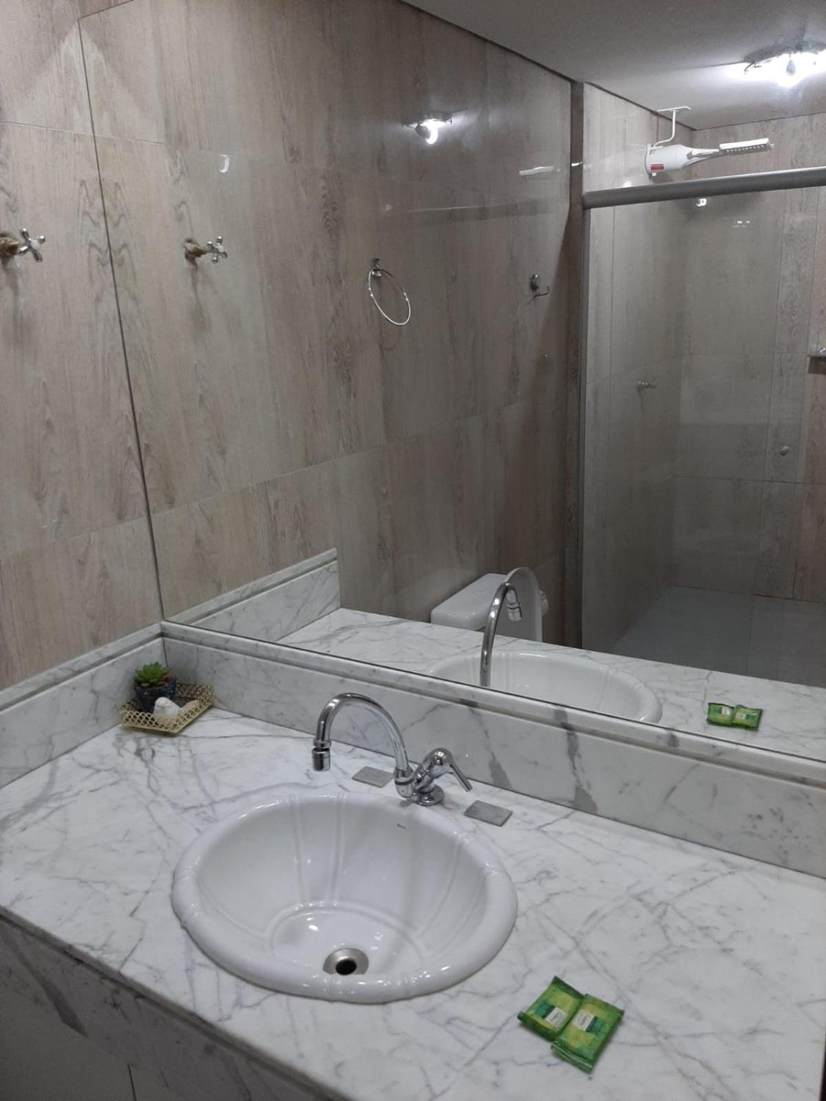 Apartment - Photo 17