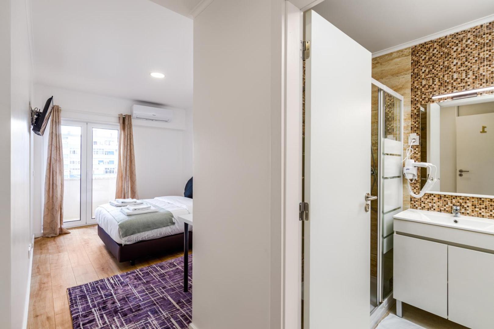 Double Room with Private Bathroom photo 1