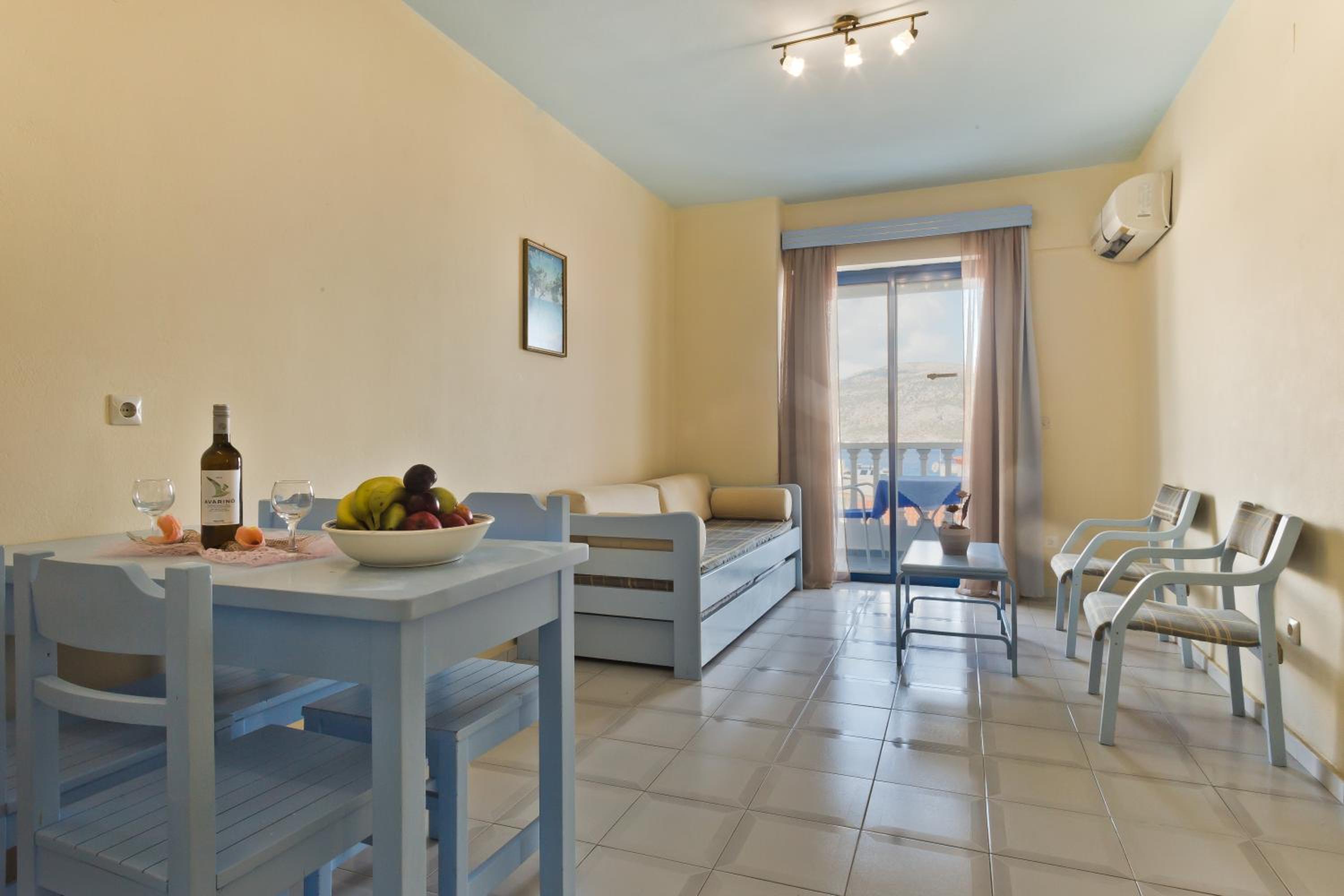 Apartment (3 Adults) - Photo 5