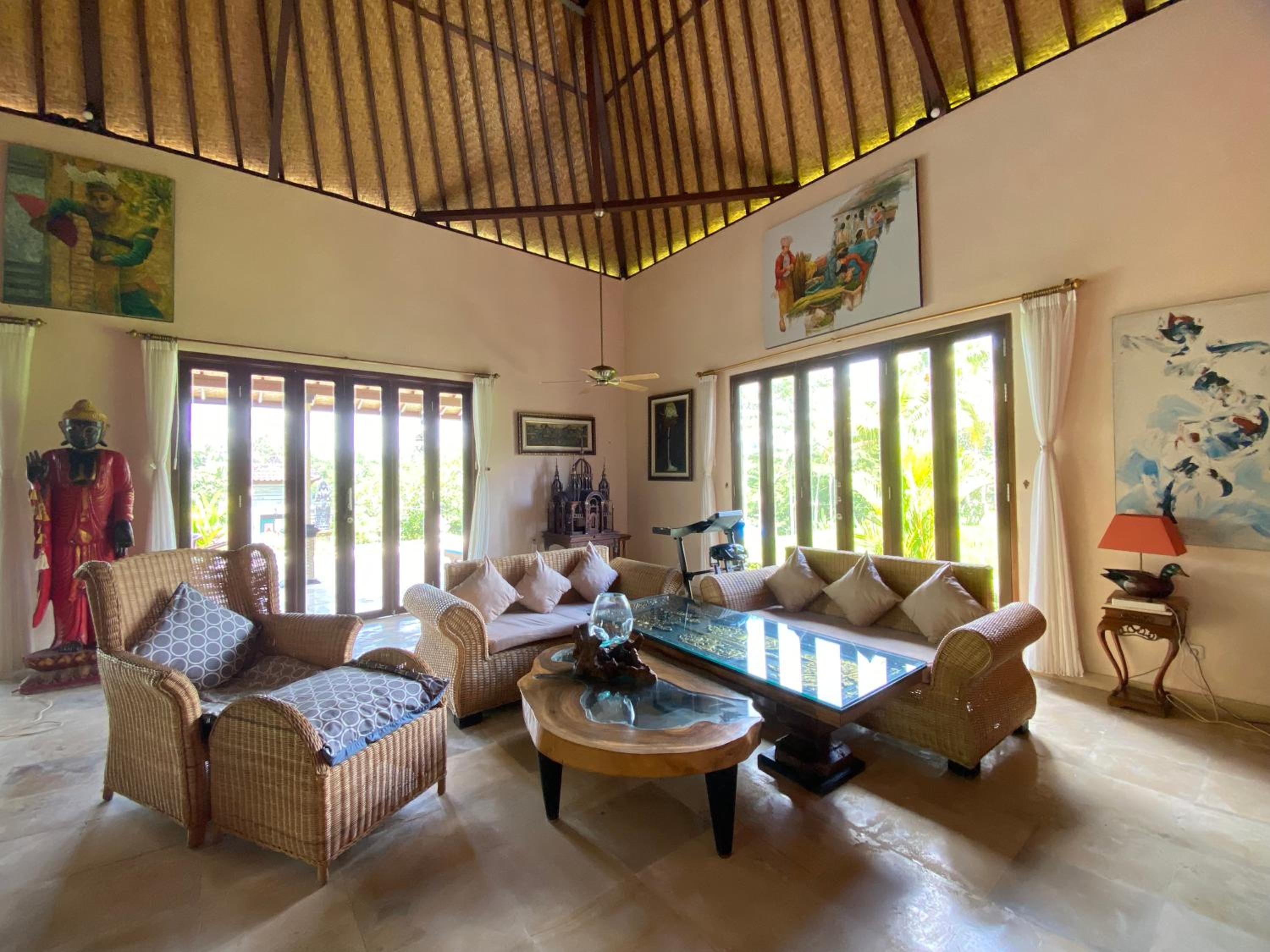 Three-Bedroom  Villa Pool with Jungle View  photo 2