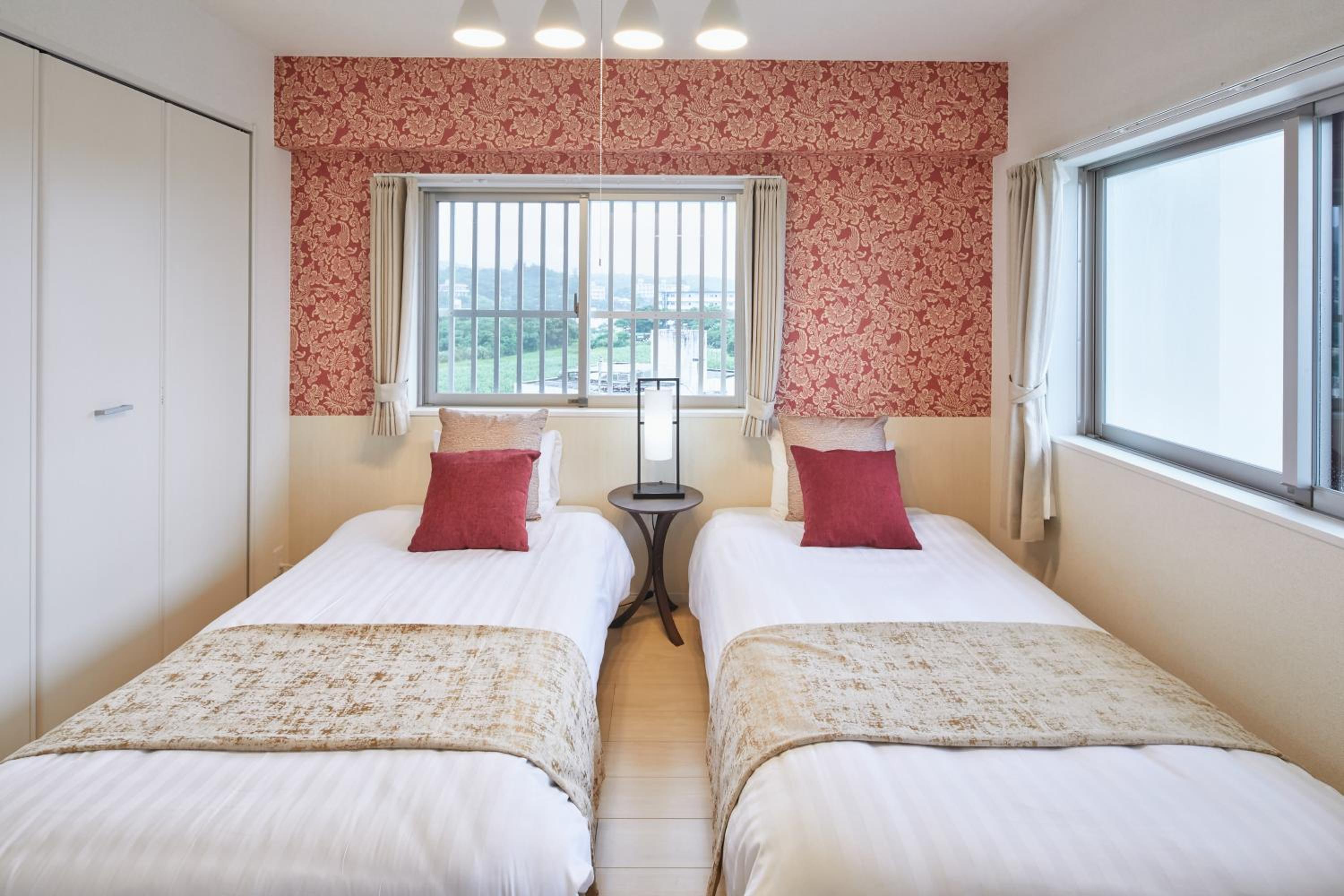 Two-Bedroom Apartment with Sea View photo 2