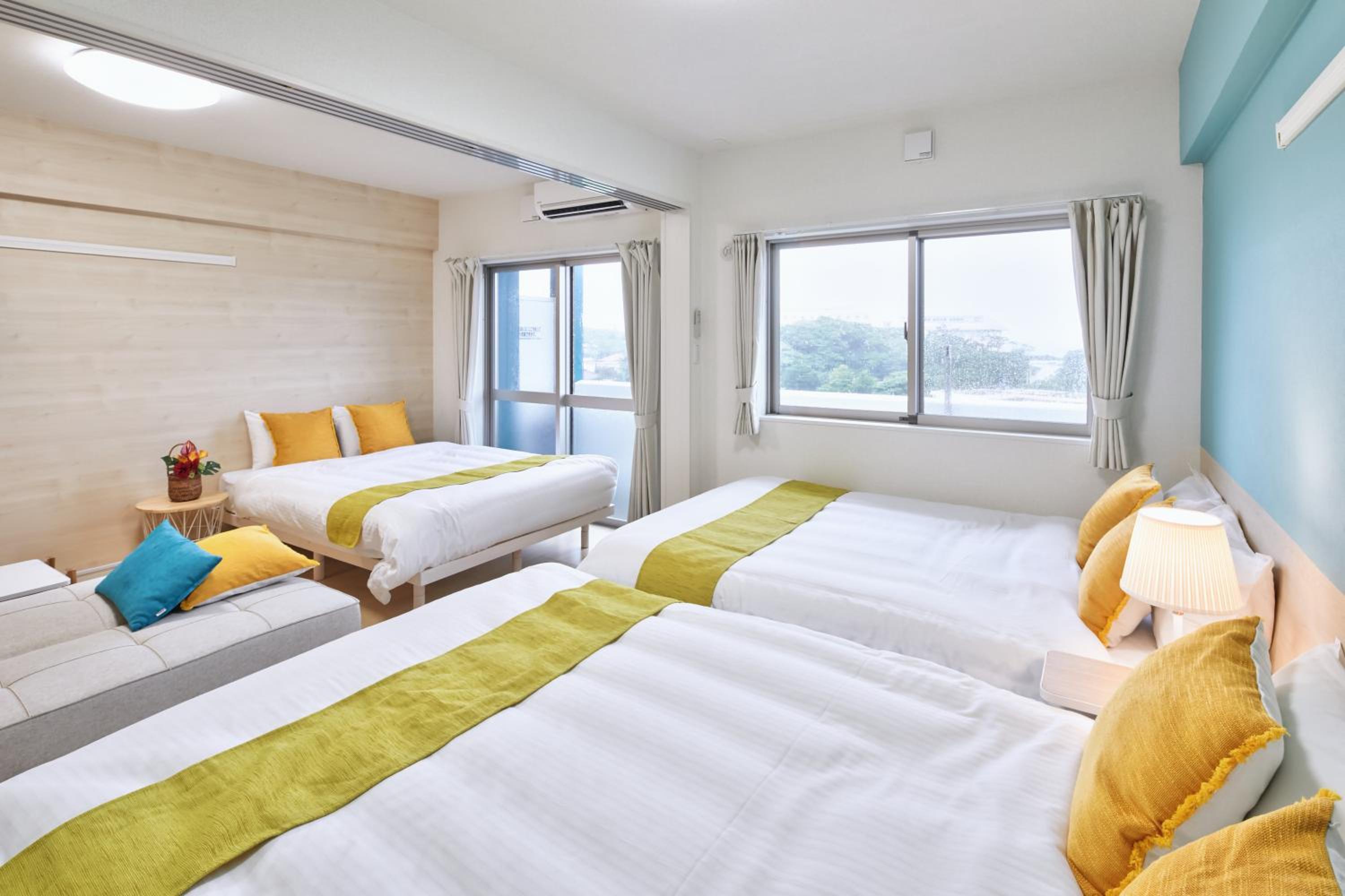 Triple Room with Sea View