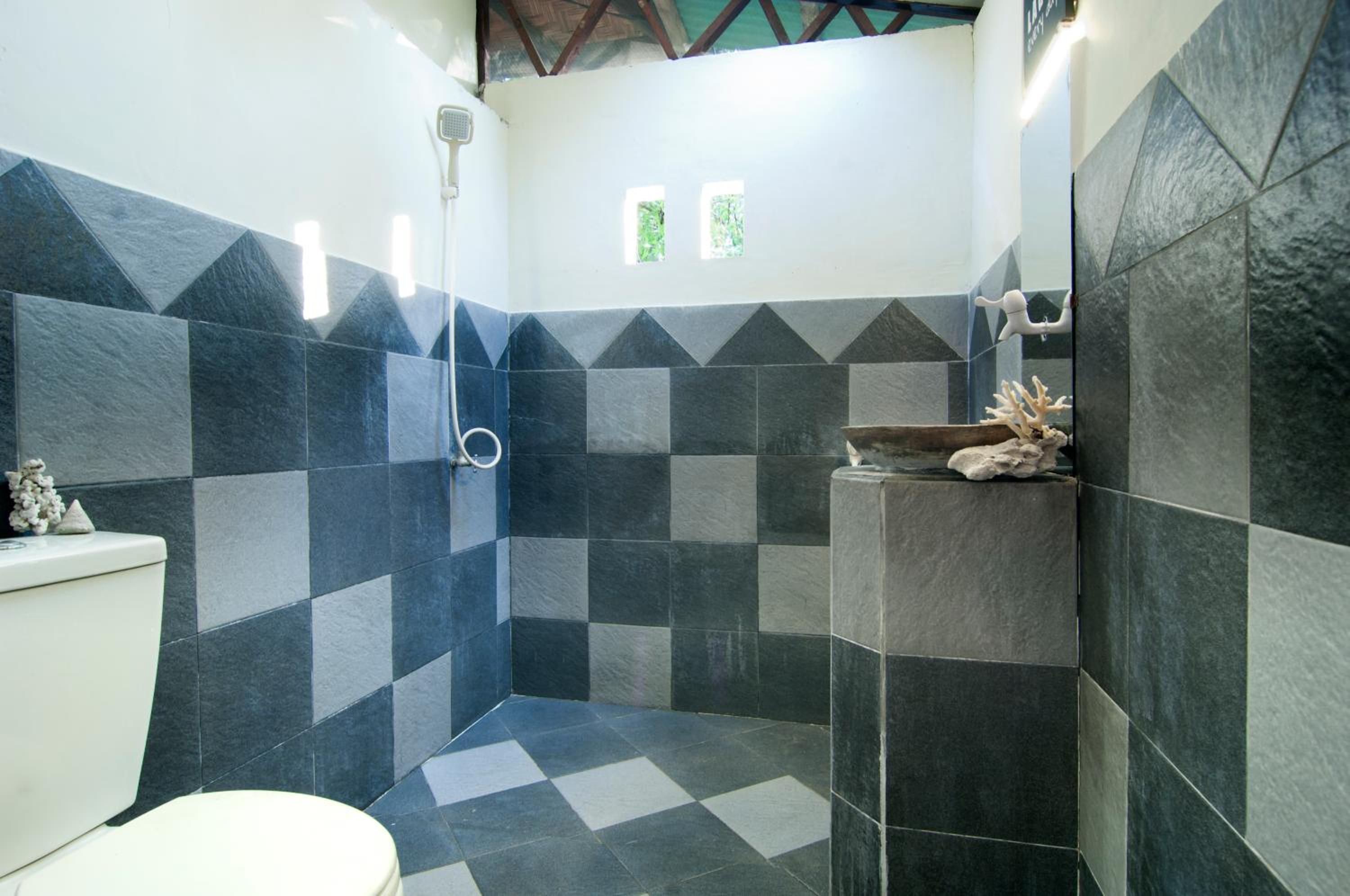 Deluxe Double Room with Balcony photo 3