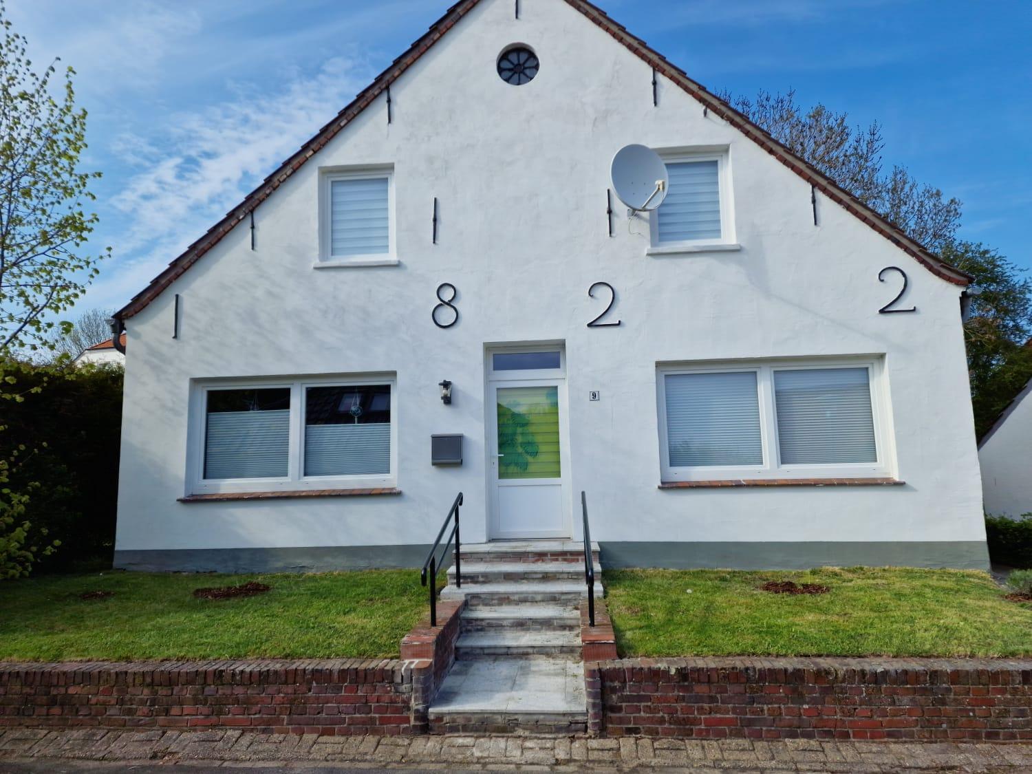 Two-Bedroom House photo 2
