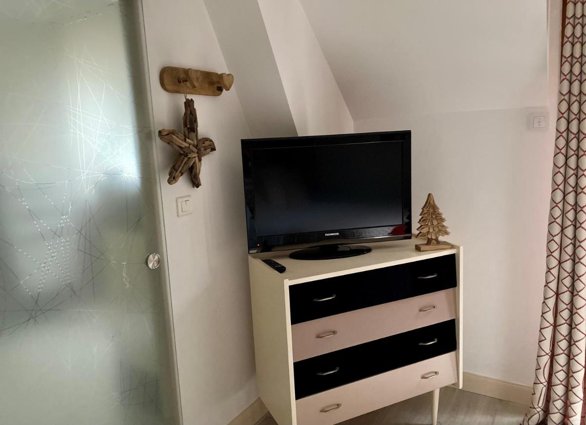 Double Room with Private Bathroom photo 1