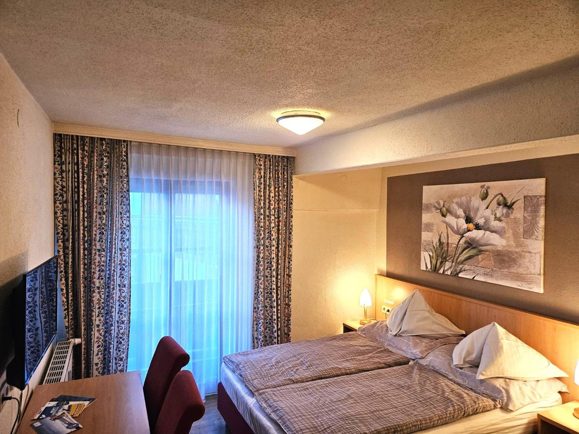 Double Room with Mountain View photo 2
