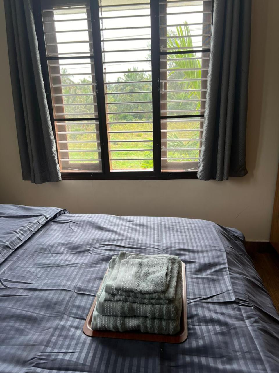 Double Room With Shared Bathroom photo 2