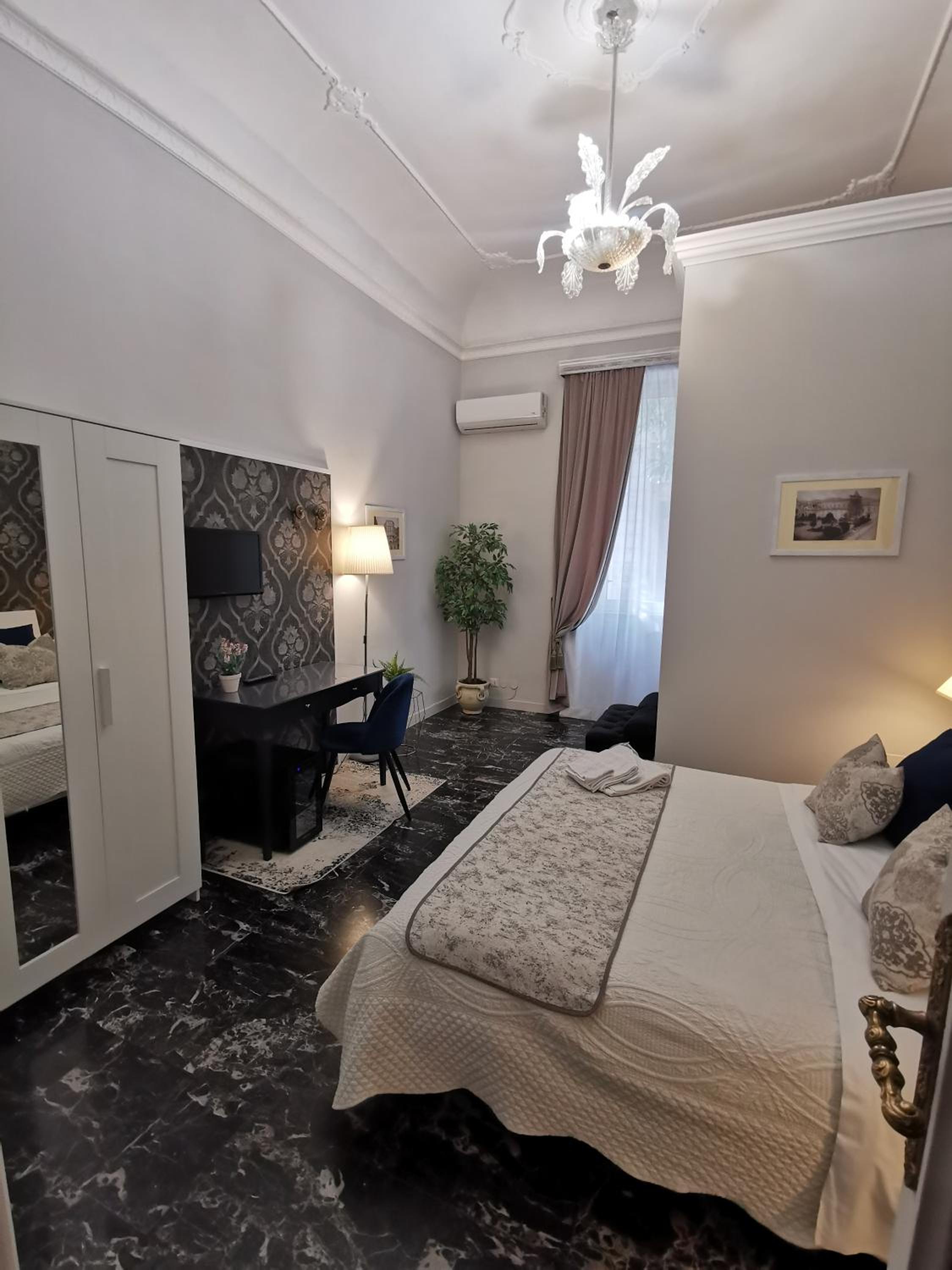 Double Room - Photo 1