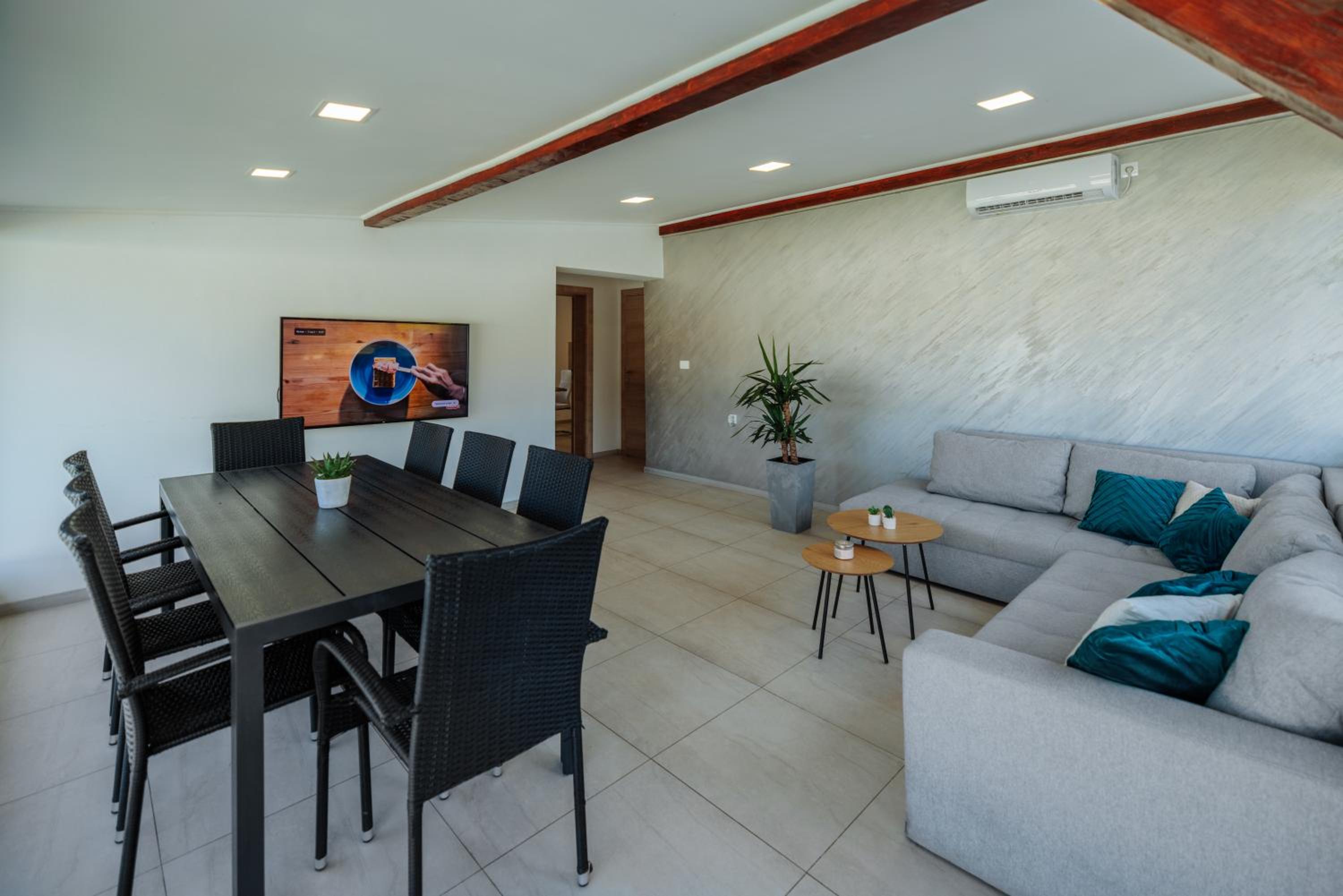 One-Bedroom Villa photo 2