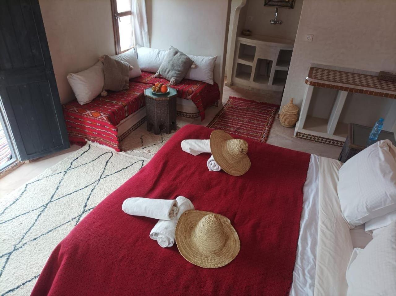Deluxe Double Room with Shower photo 3