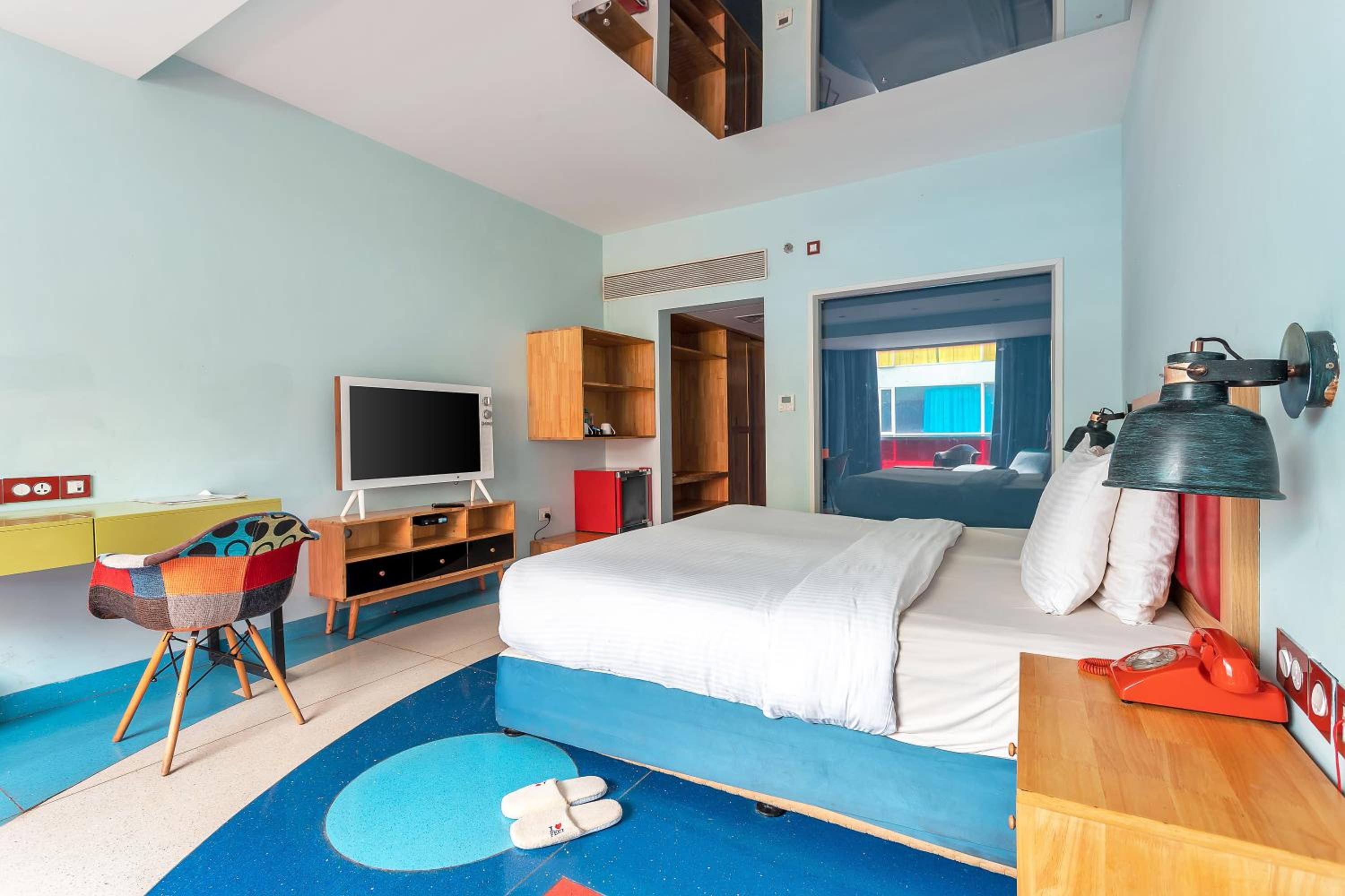Deluxe Double or Twin Room with Pool View
