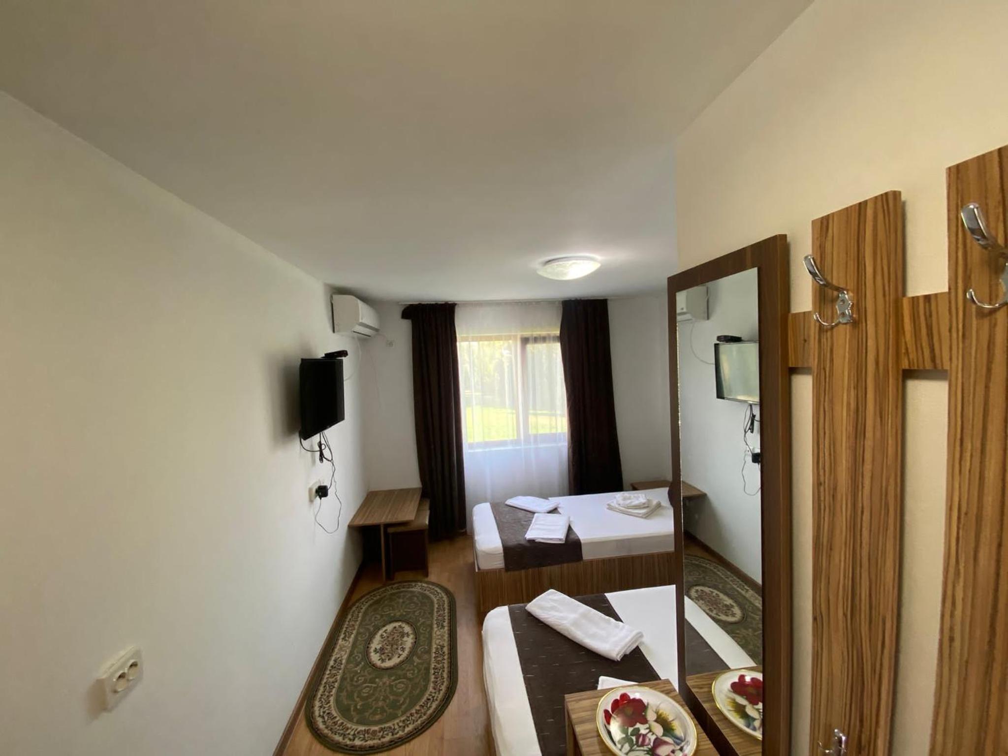 Twin Room with Garden View photo 2