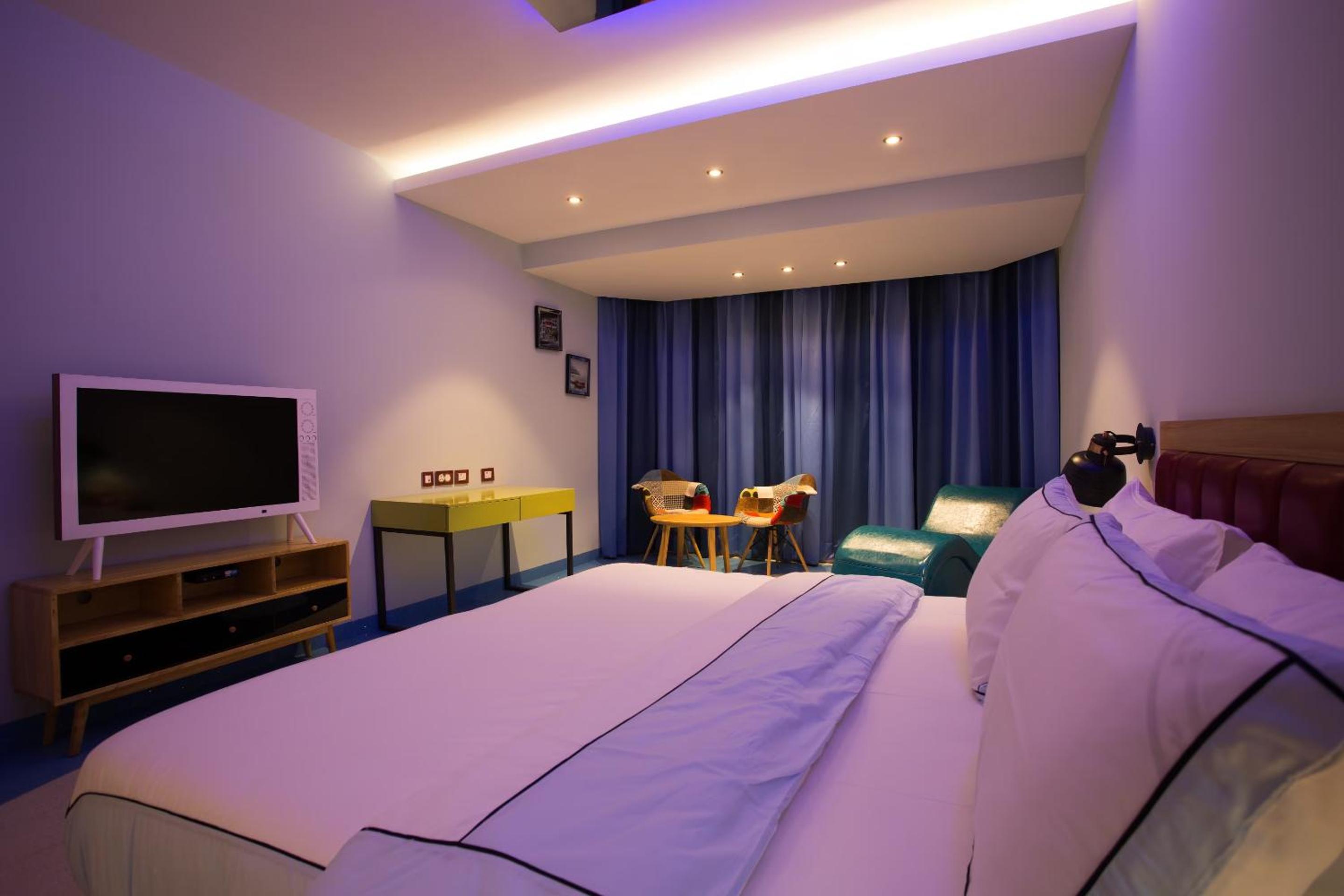 Deluxe Double or Twin Room