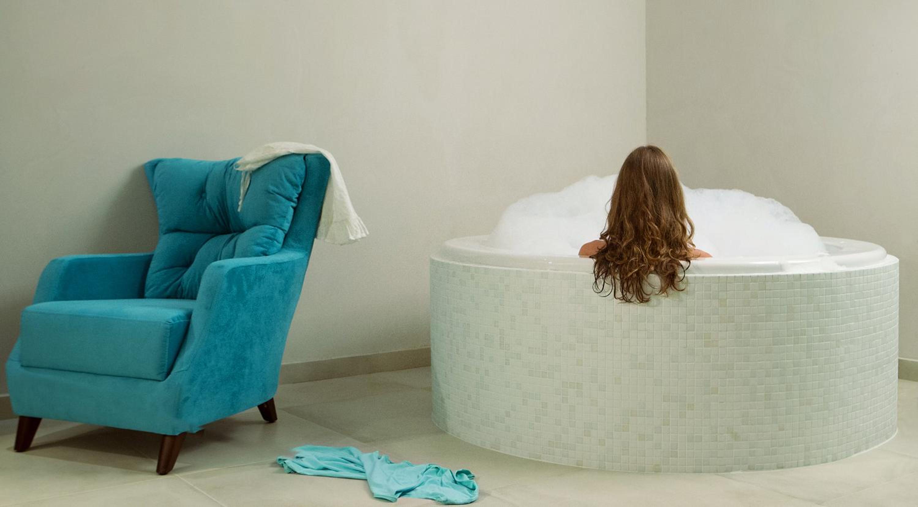Executive Suite with Spa Bath - Photo 9