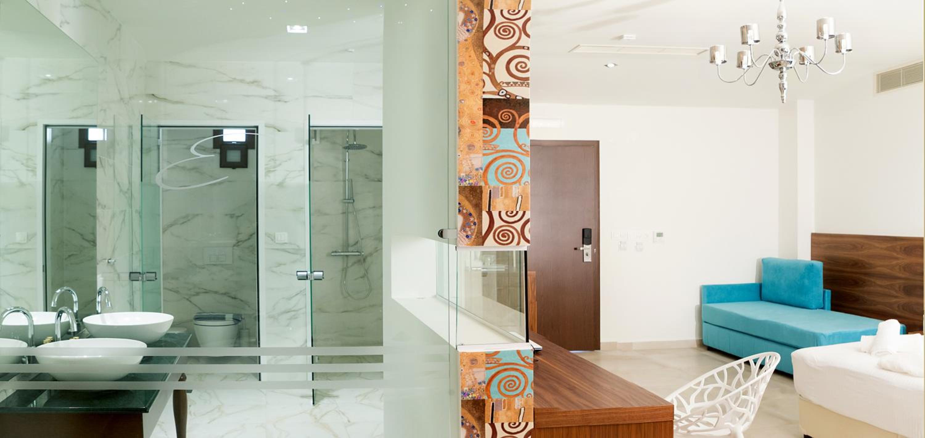 Executive Suite with Spa Bath - Photo 2