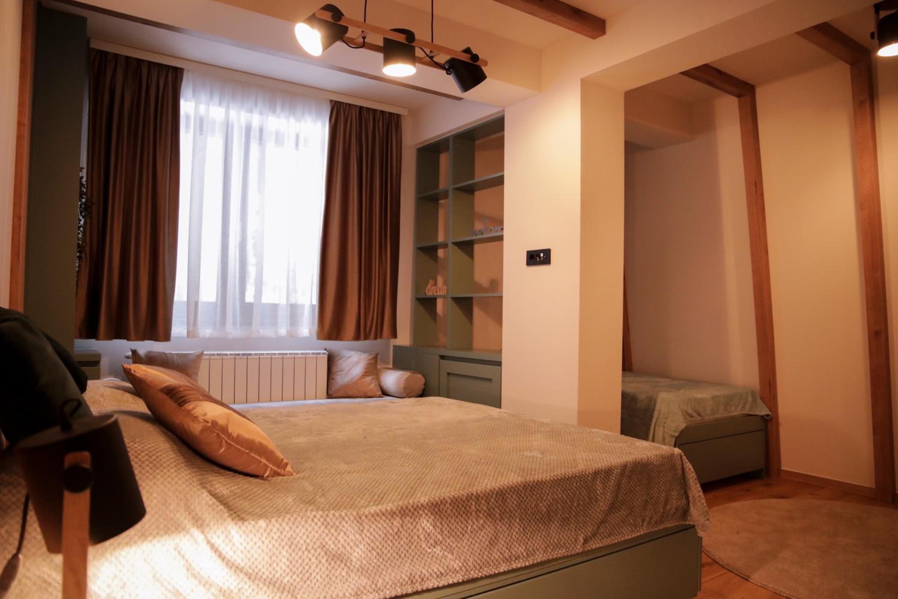 One-Bedroom Apartment with Terrace photo 3