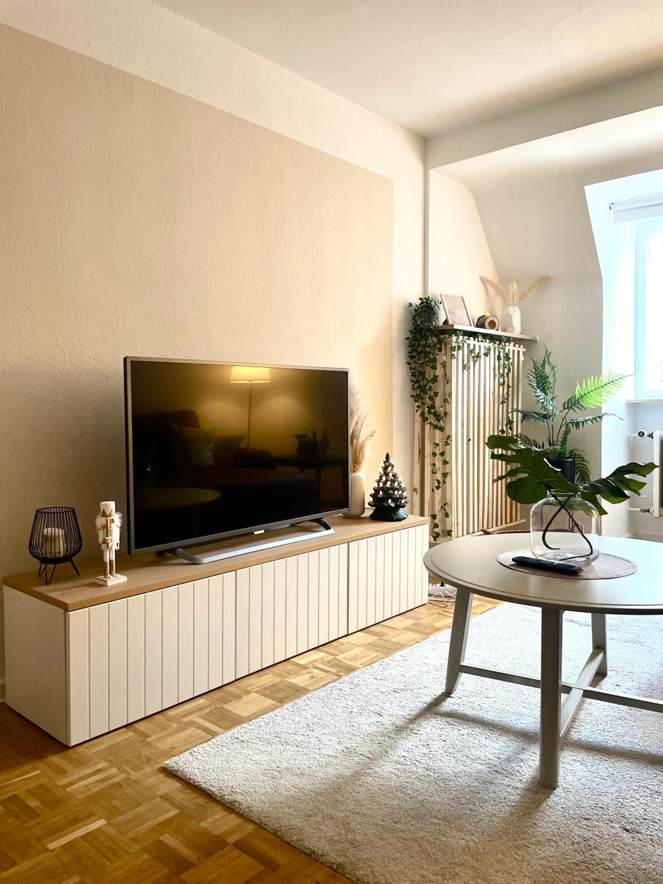 One-Bedroom Apartment photo 2