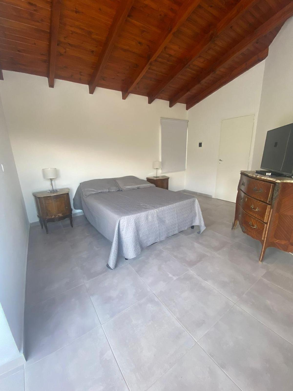 Three-Bedroom House photo 2