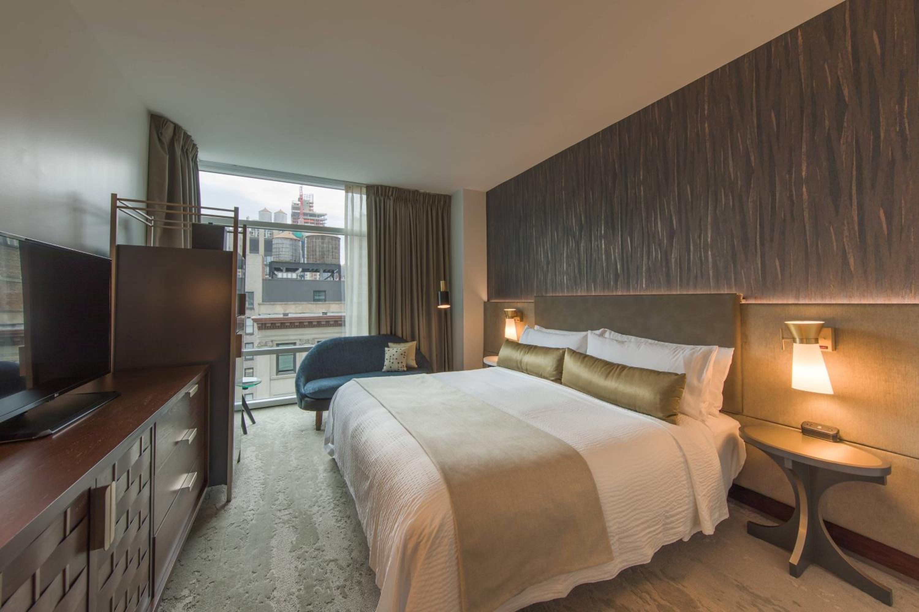 King Room with City View