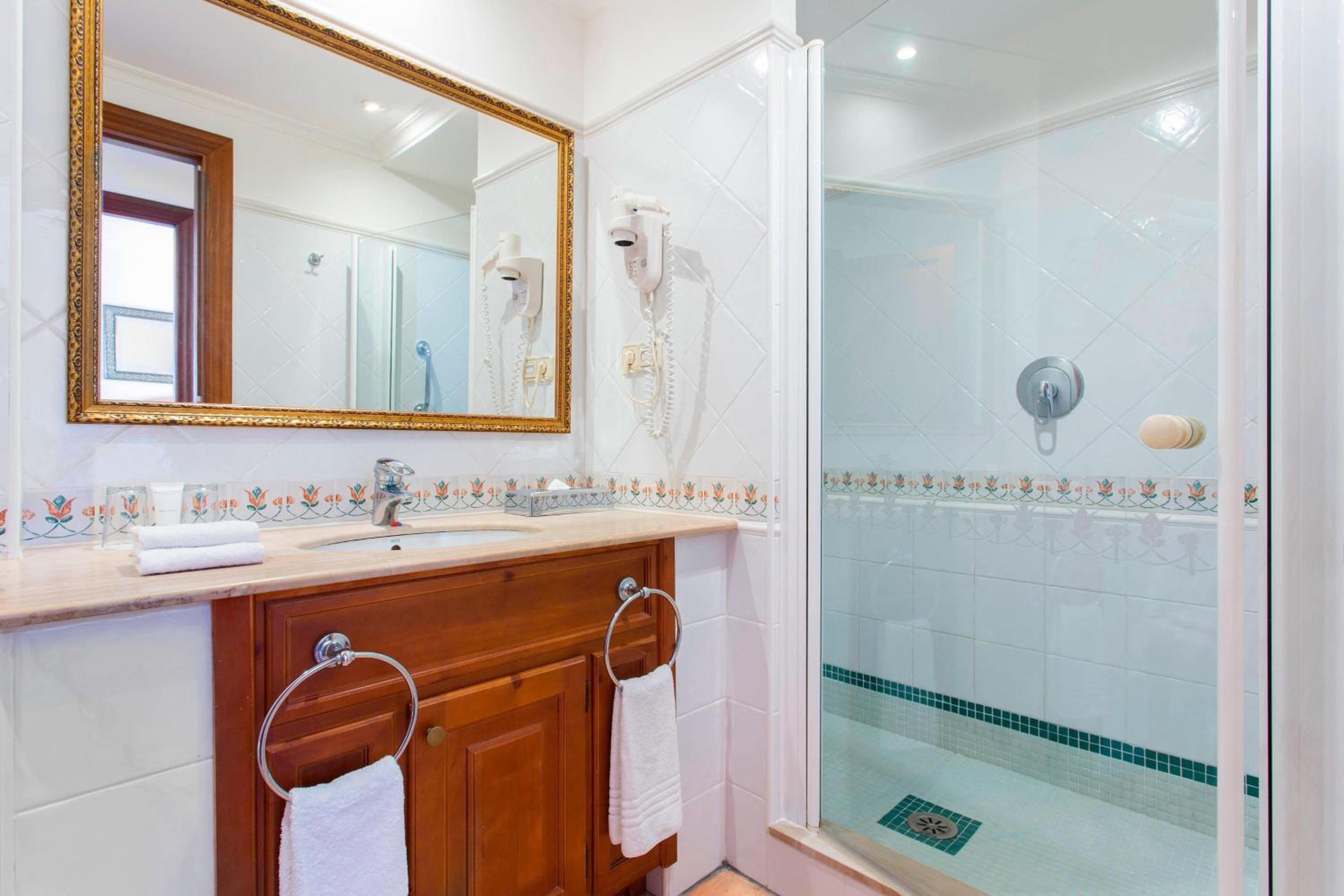 Two-Bedroom Townhouse with Resort View thumbnail 6