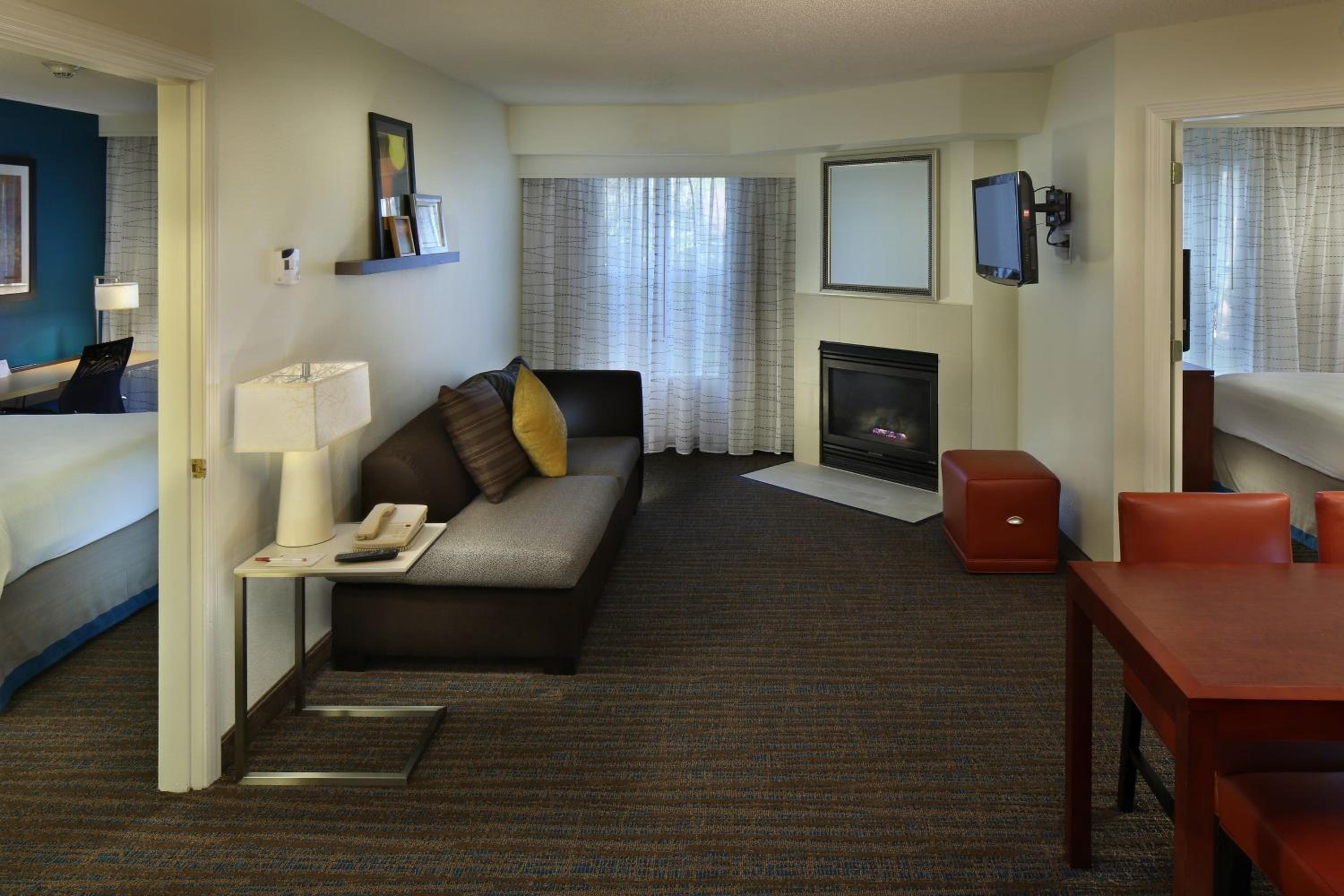 Two-Bedroom Suite - Photo 1