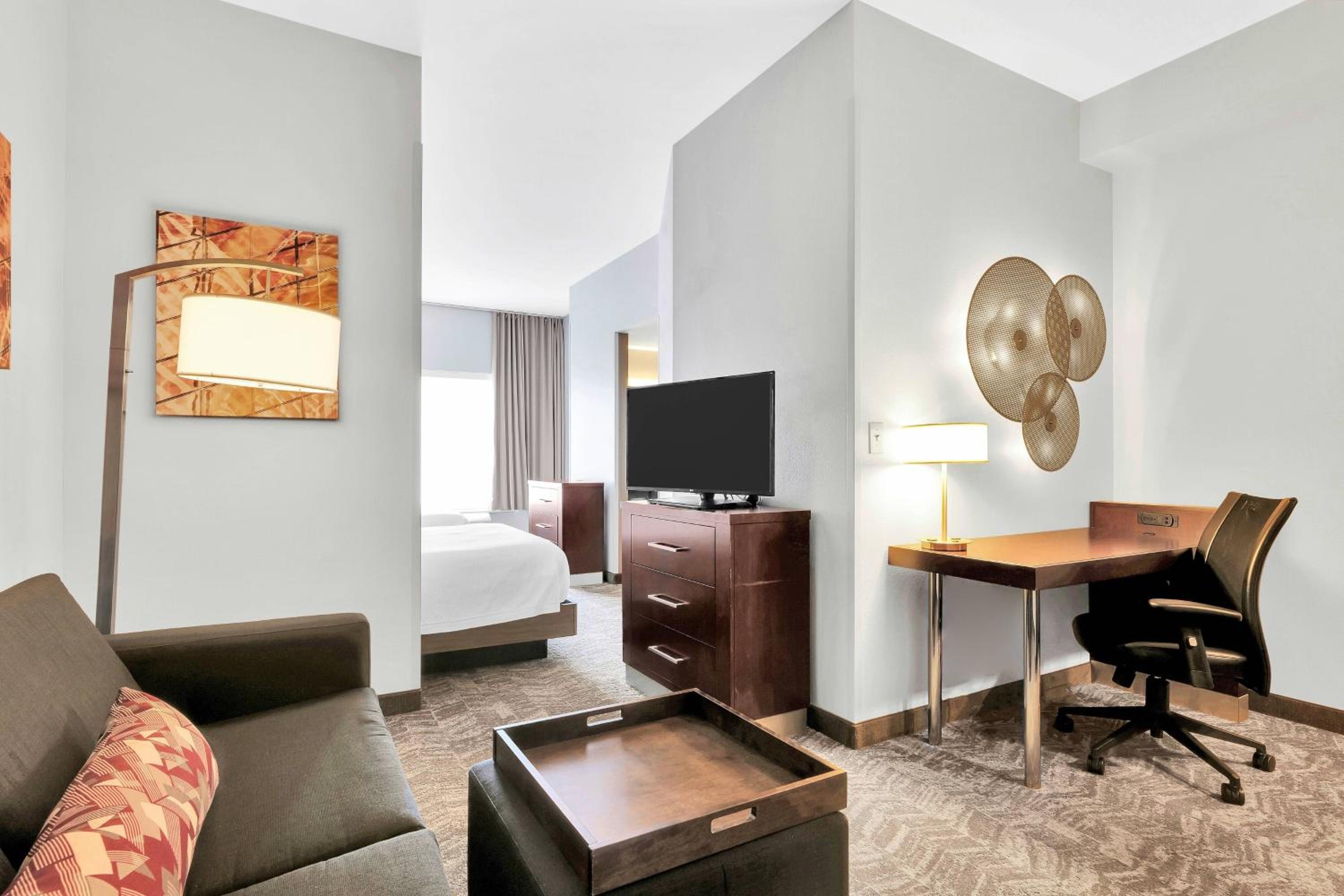Double Studio Suite with 2 Double Beds and Sofa Bed - Photo 3