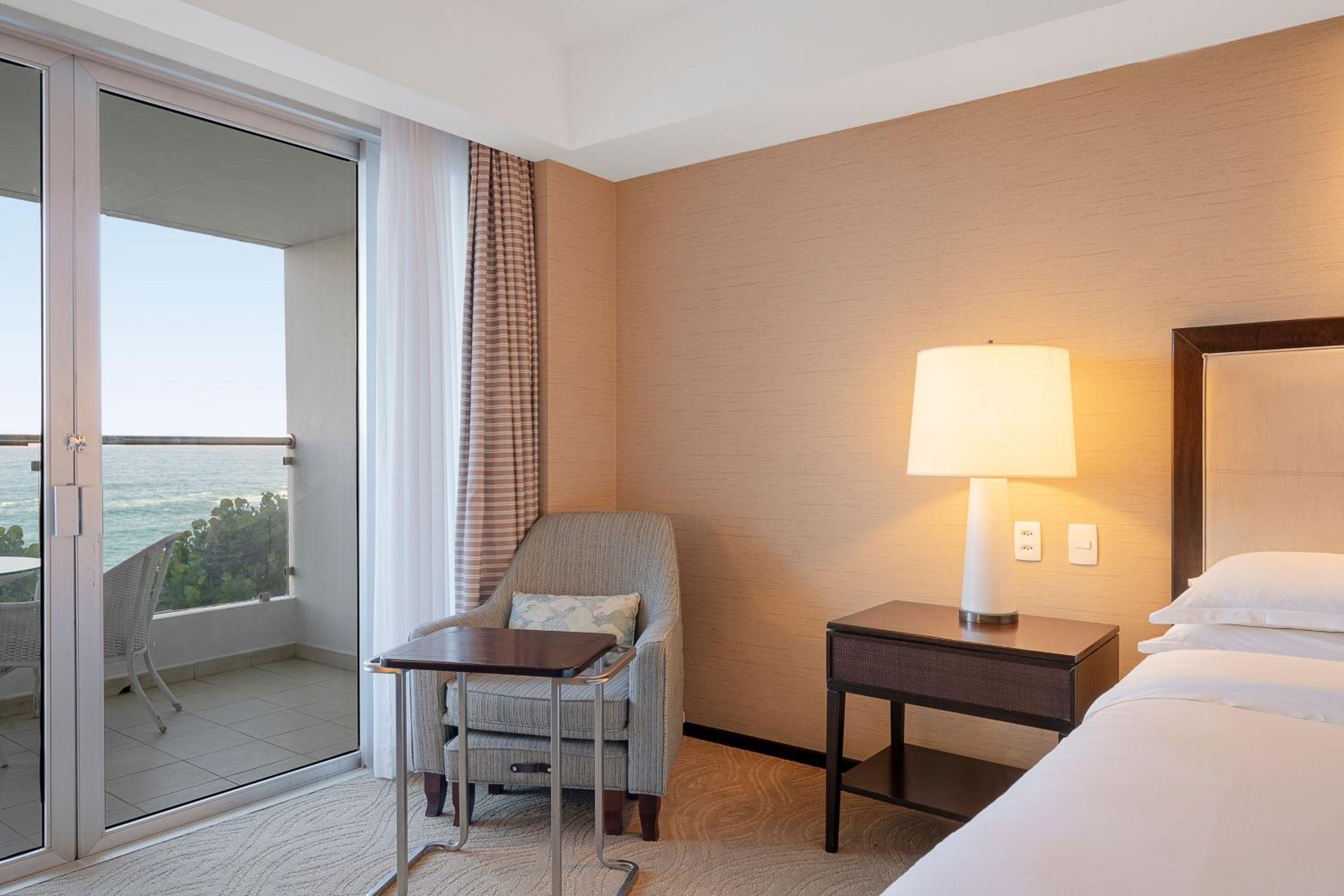 Ocean Front King Room, Guest room, 1 King, Ocean Front view thumbnail 6