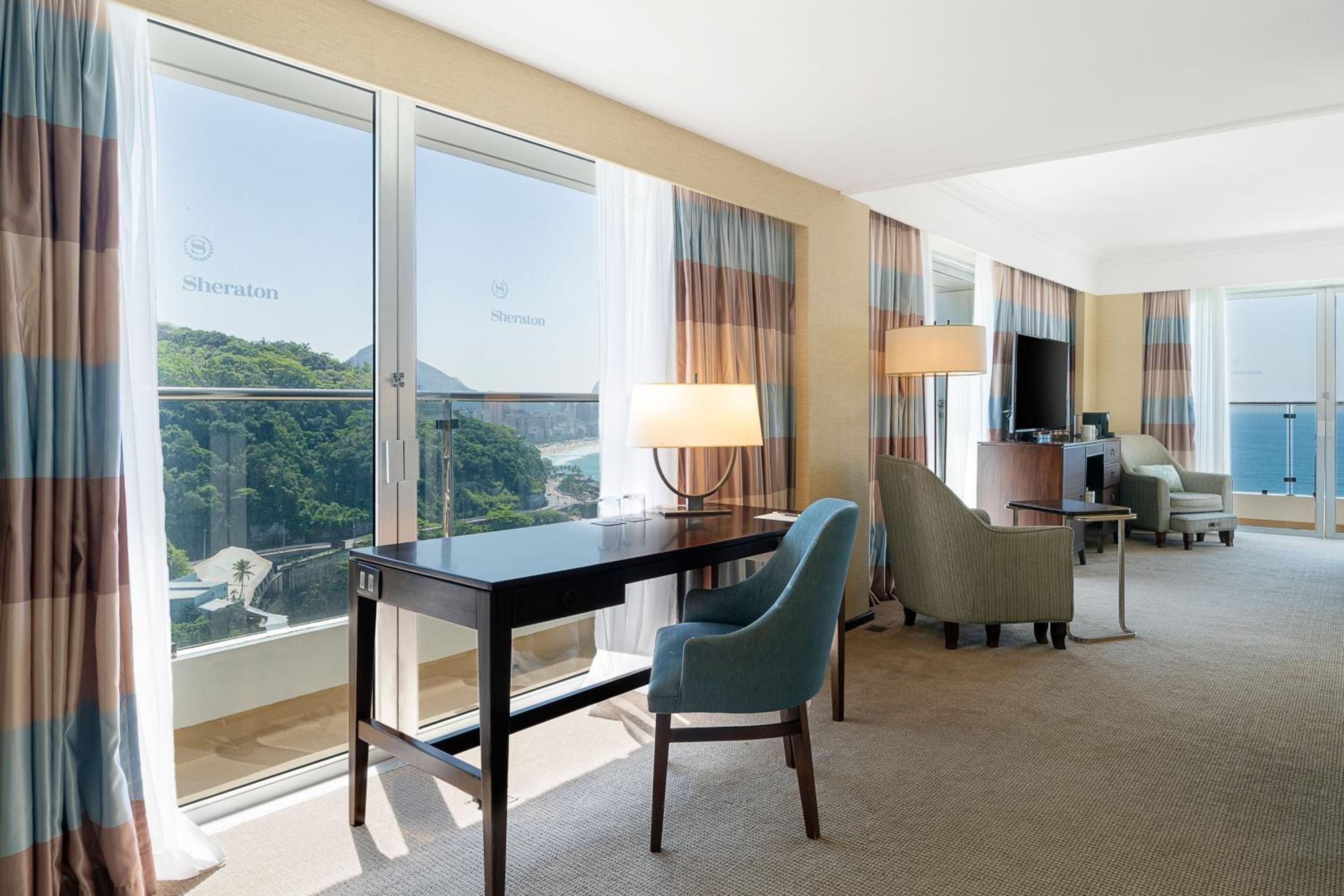 Ocean Front Suite, 1 Bedroom Executive Suite, 1 King - Photo 7