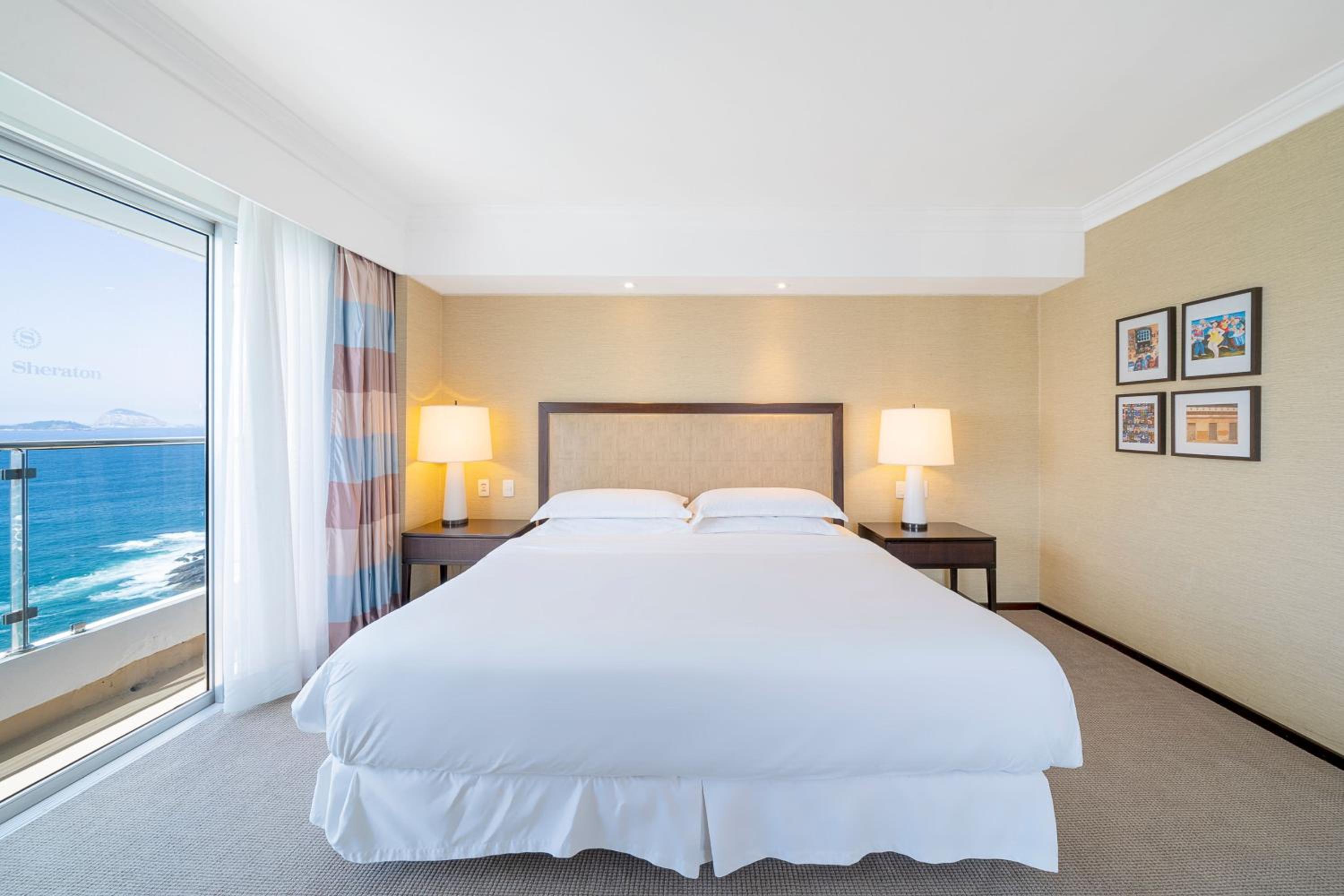 Ocean Front Suite, 1 Bedroom Executive Suite, 1 King - Photo 1