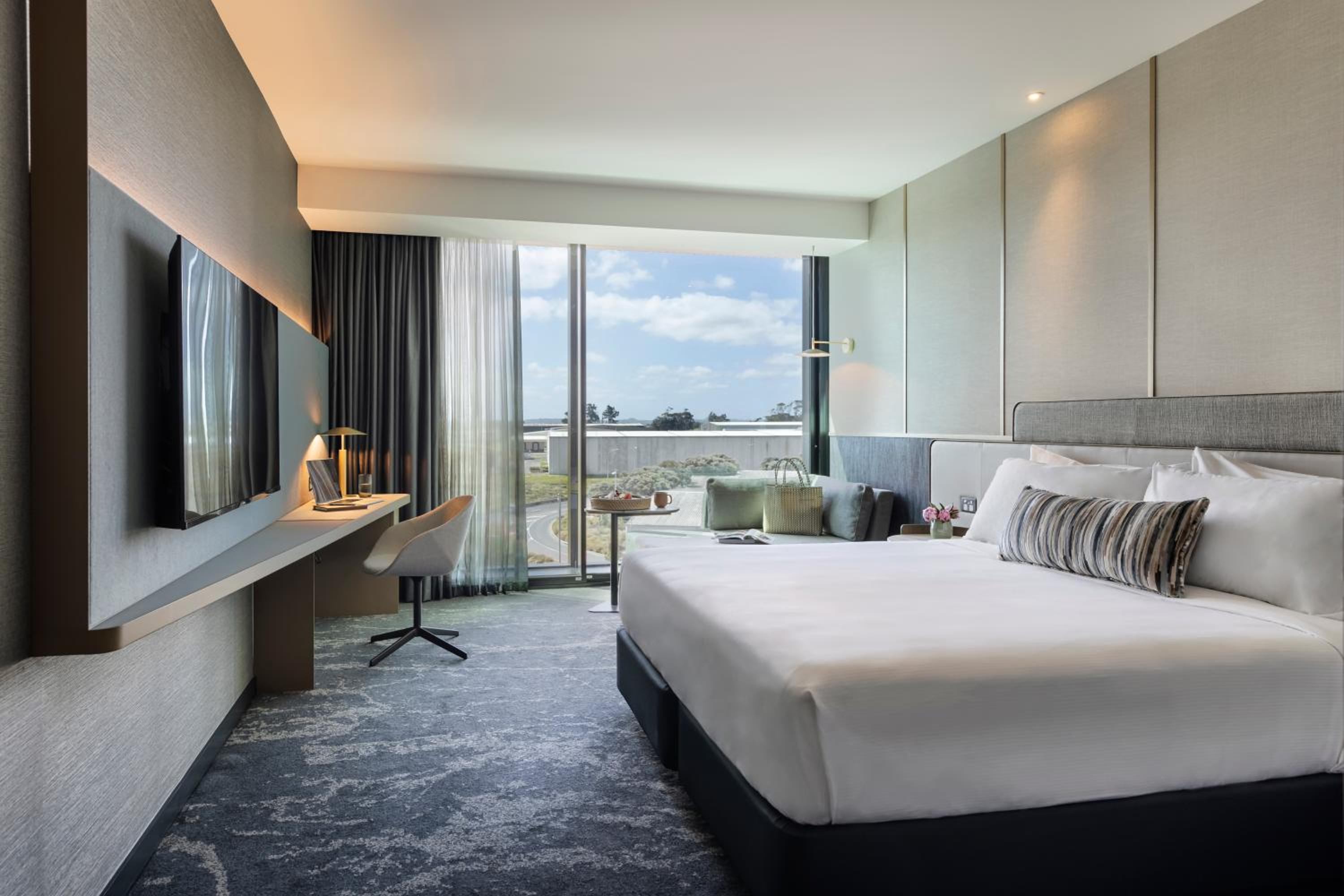 Executive King Room - Photo 6