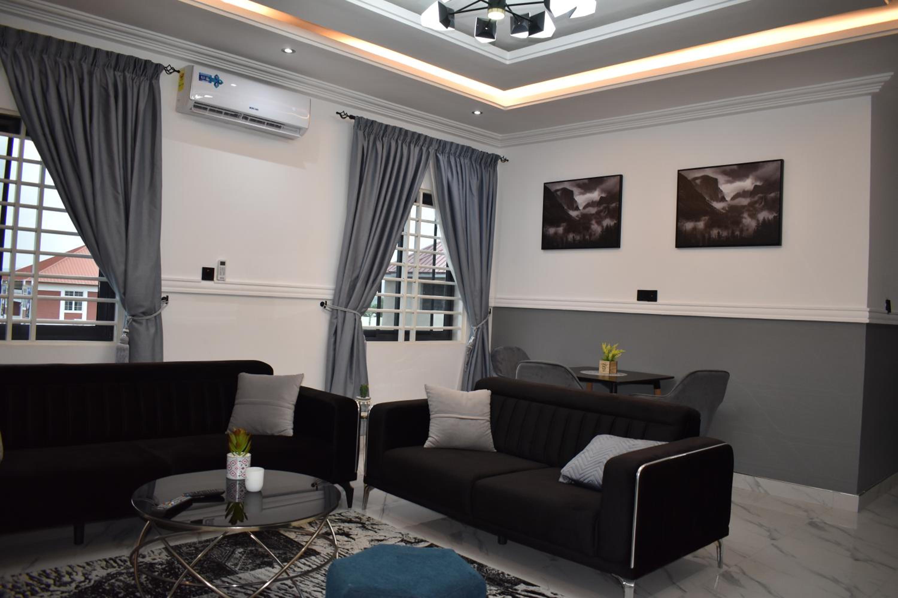 Two-Bedroom Deluxe Apartment with Balcony photo 1