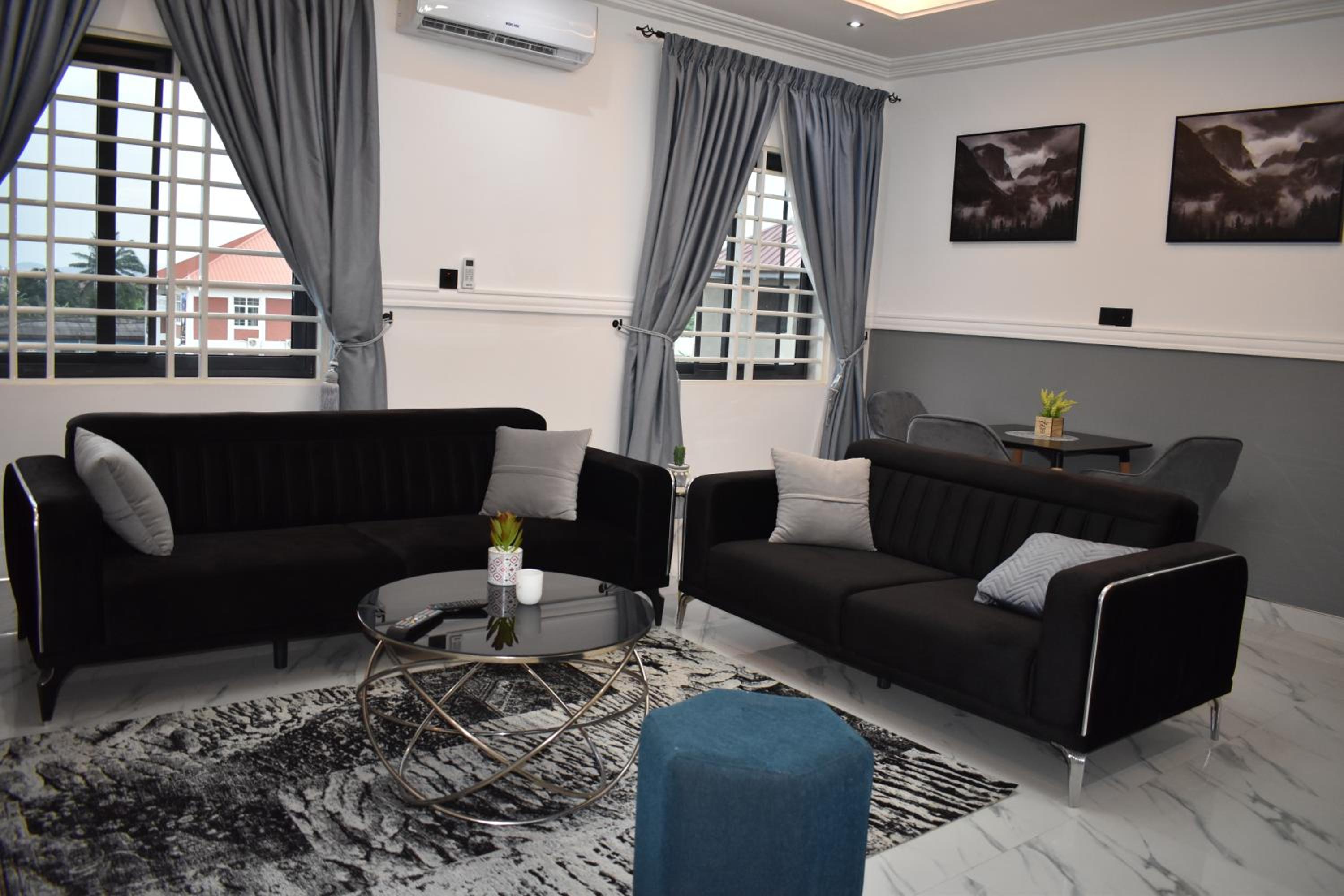 Two-Bedroom Deluxe Apartment with Balcony photo 2
